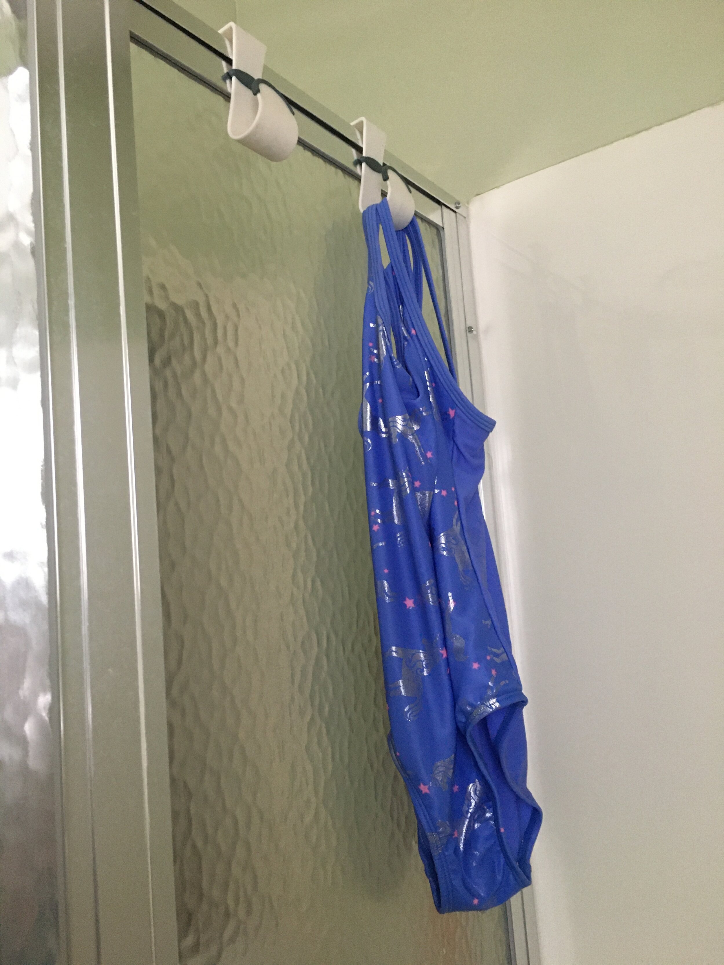 Bathing Suit Drying Hack —New England Lifestyle, Motherhood, + DIY