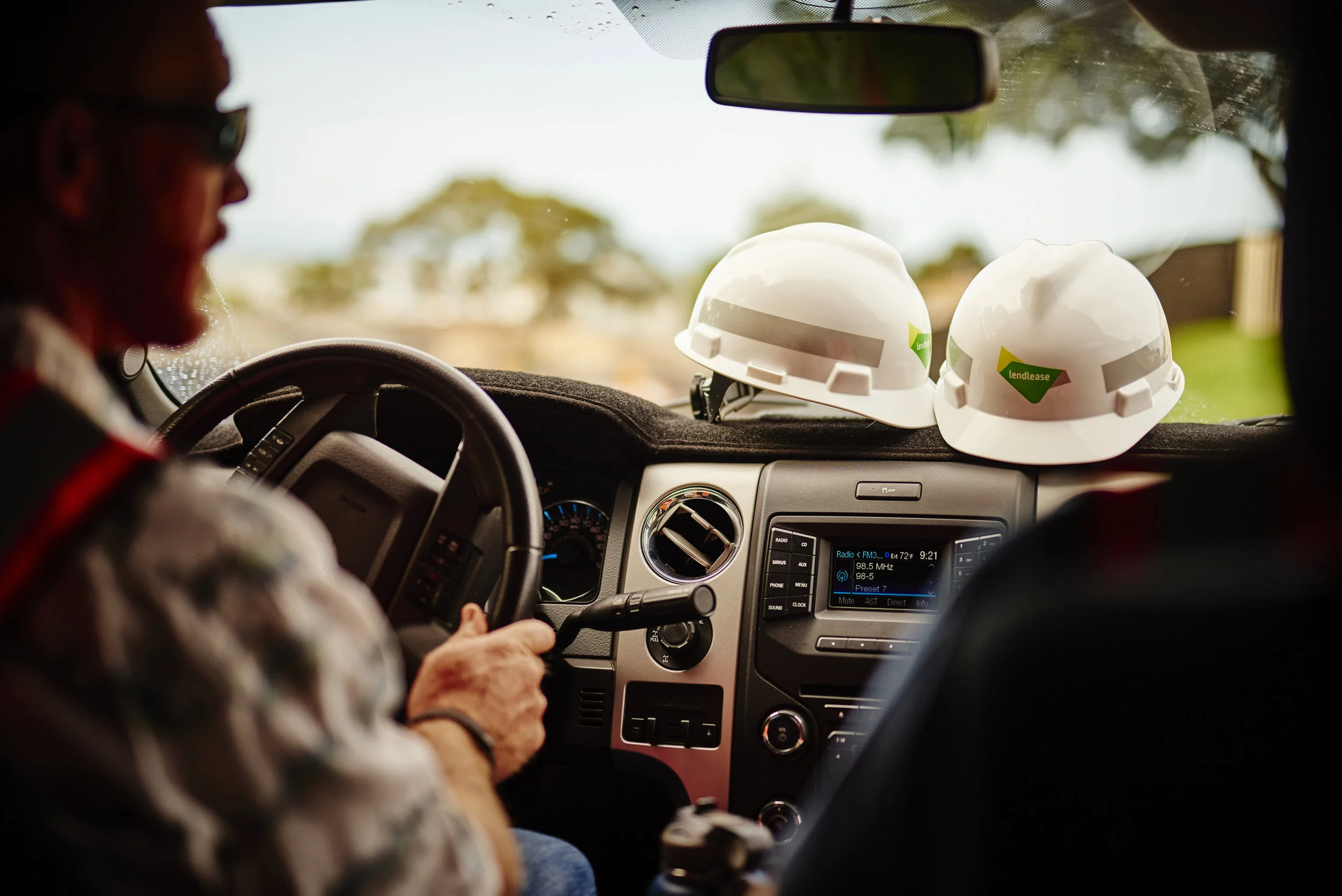 Hawaii_hard_hats_0288.jpg