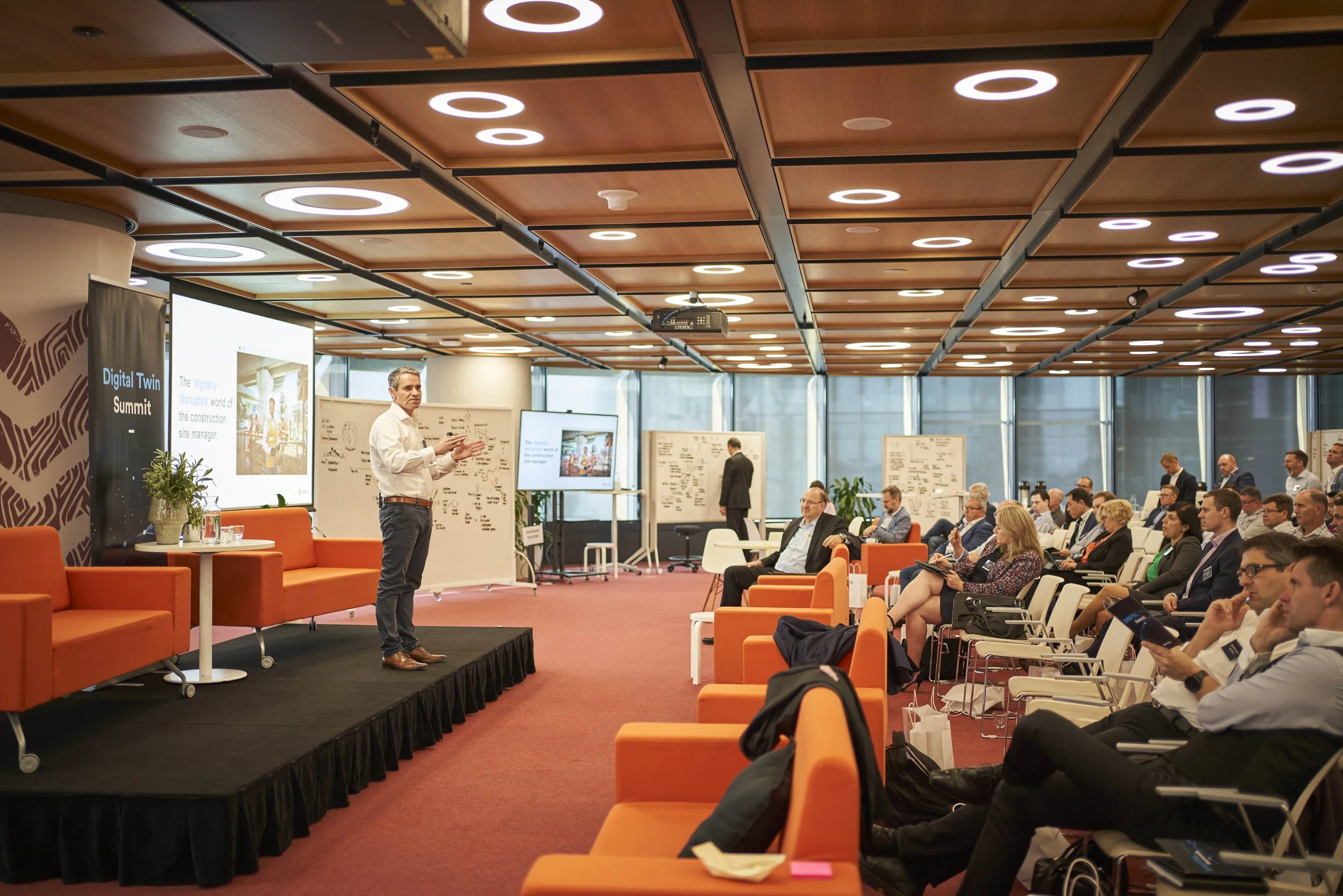 LL_191112_Digital_Twin_Summit_1425.jpg