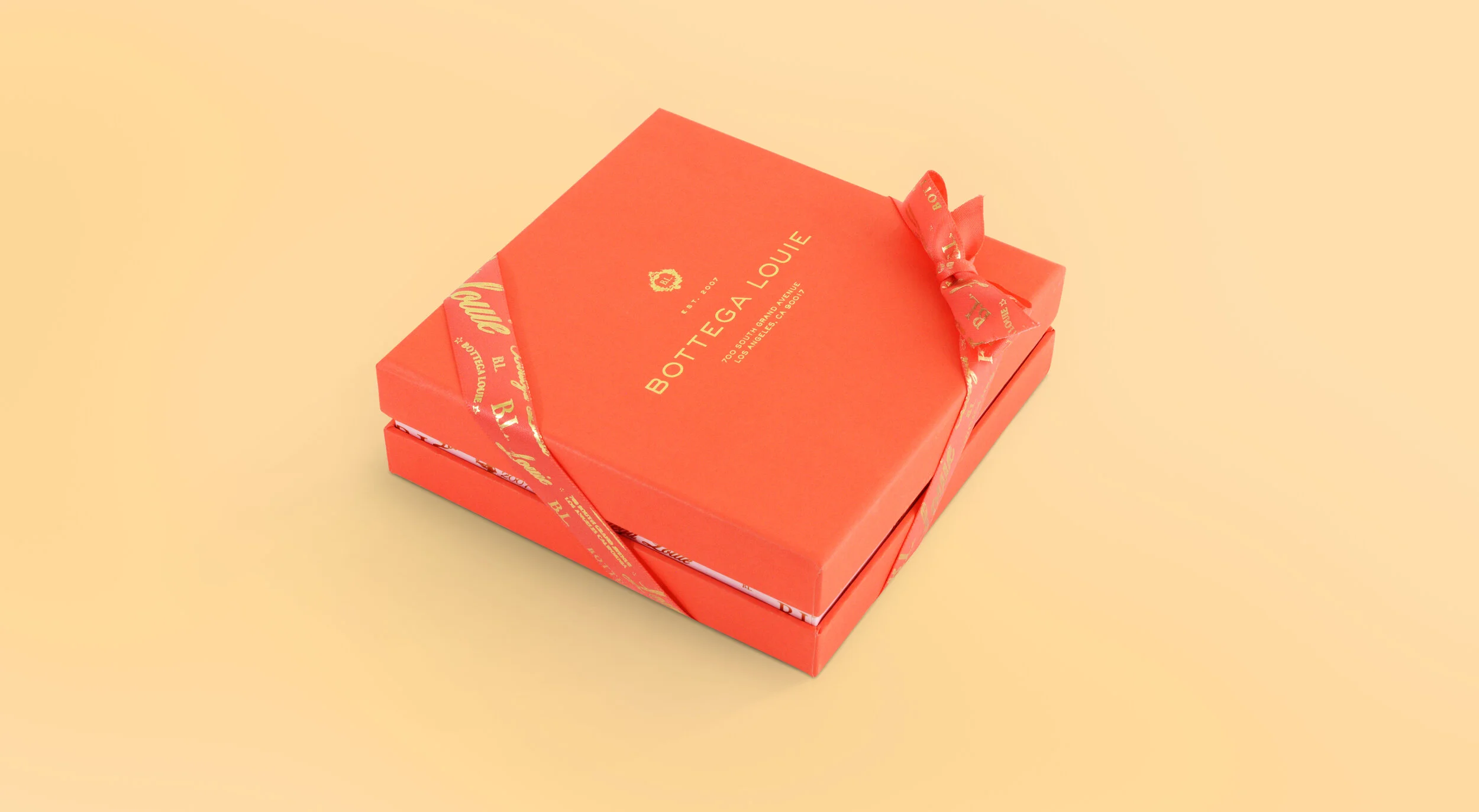 BottegaLouie_CuffBox_a.jpg