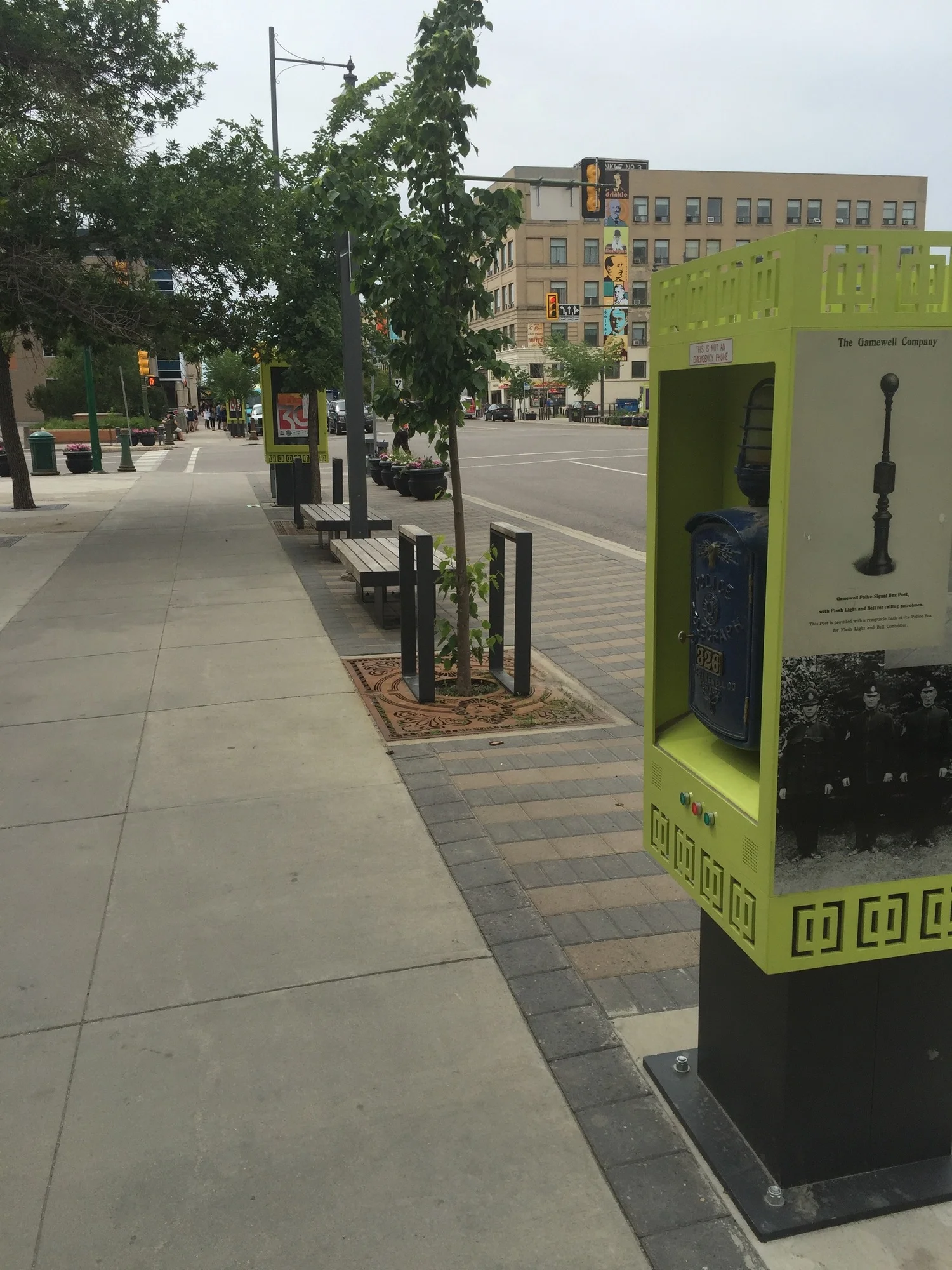 police-call-box-03.jpg