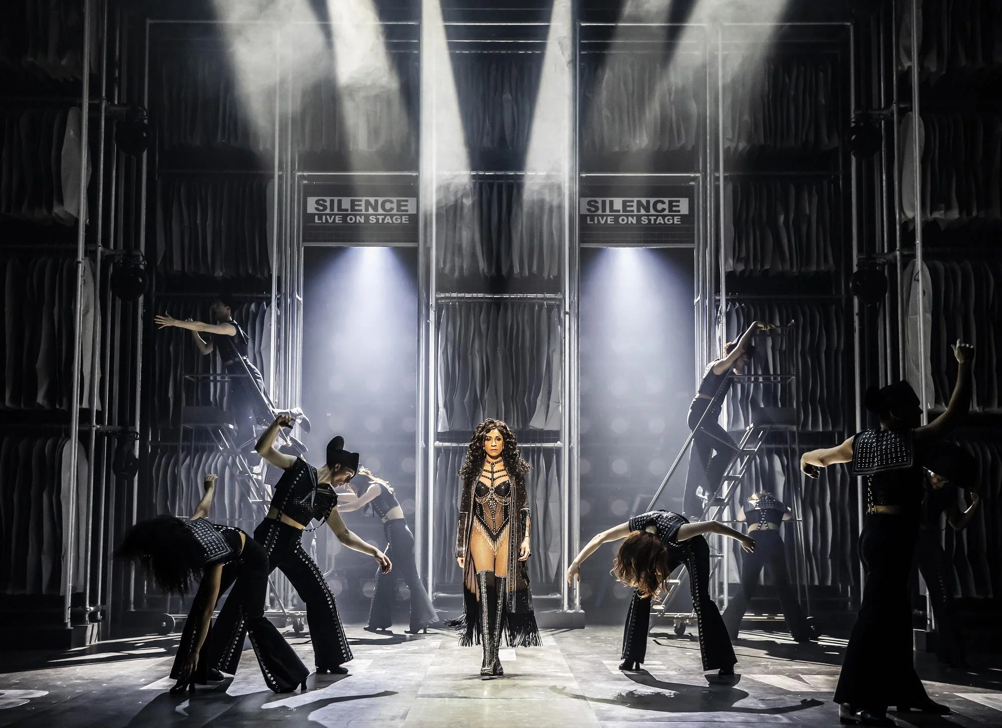282_96A5093_The Cher Show_Pamela Raith Photography Retouched.jpg