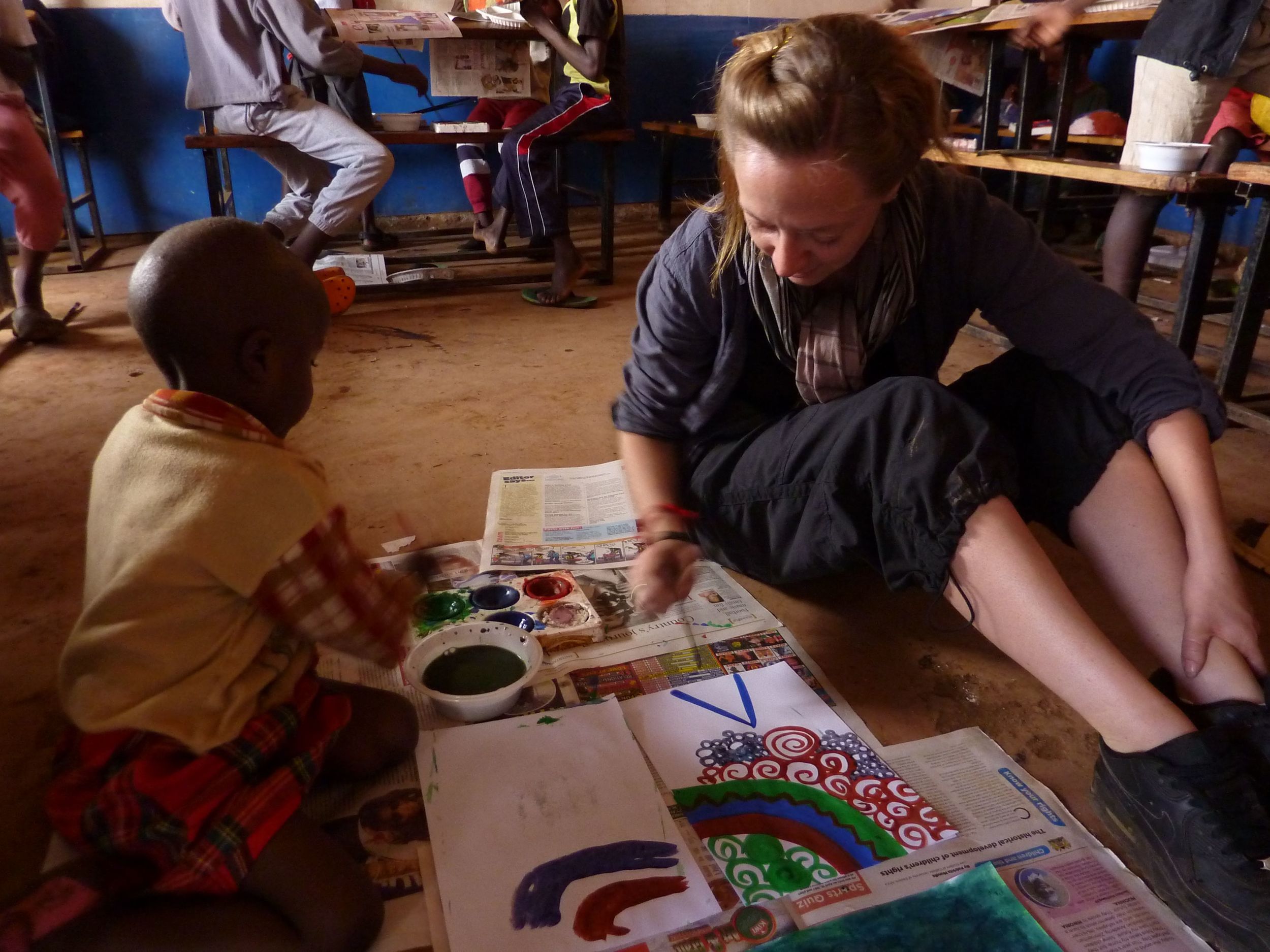 Art Charlotte teaching Mathare.jpg