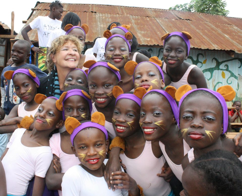 Ballet in Kibera with teacher Anna.jpg