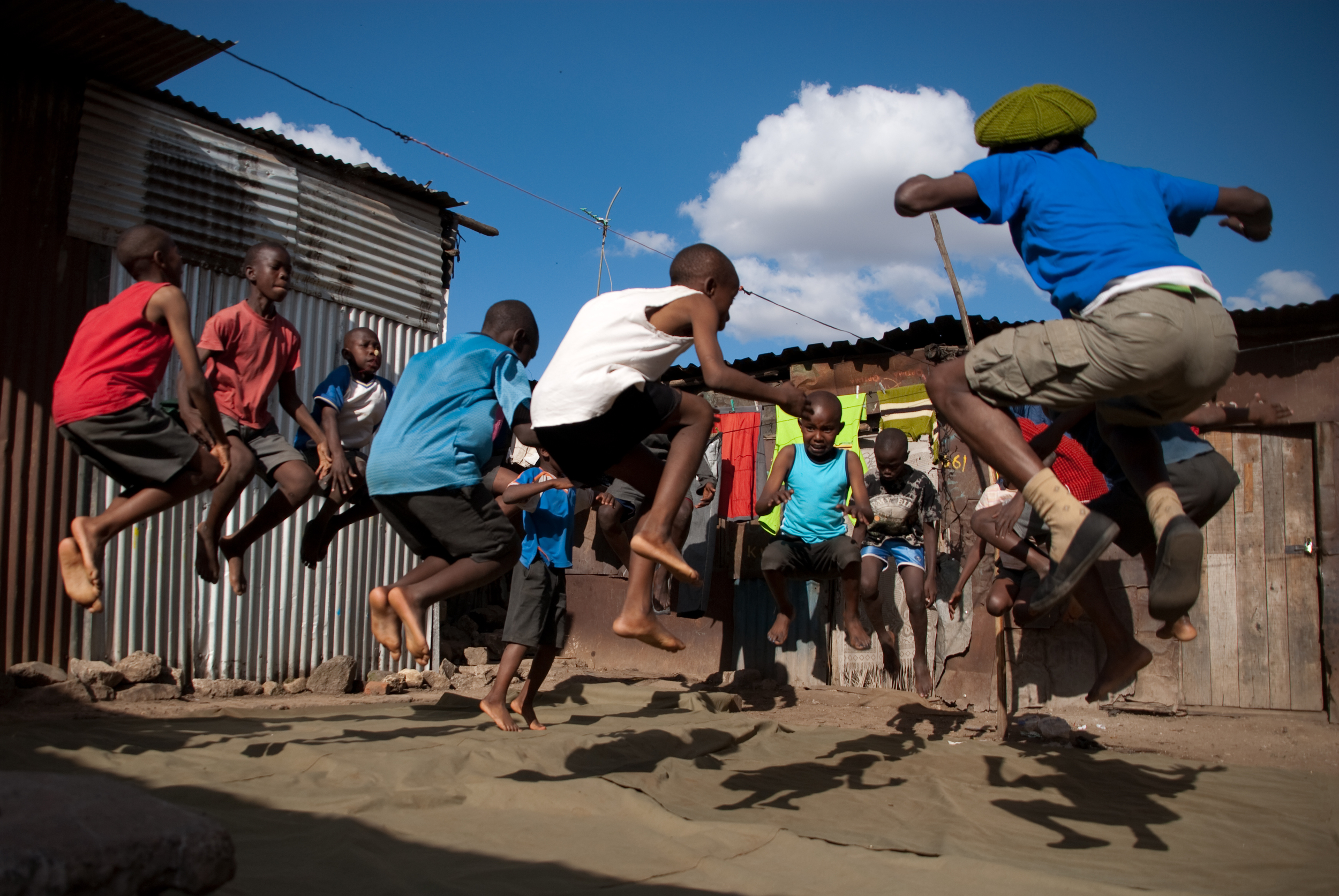 Circus  training Mathare.jpg