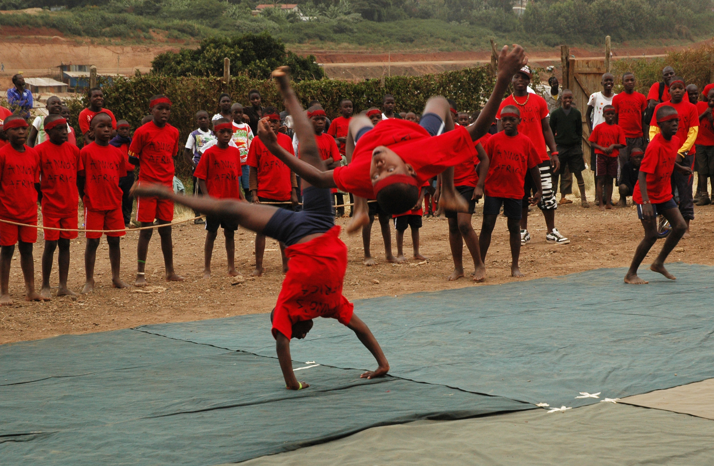 Circus acrobats Kibera.jpg