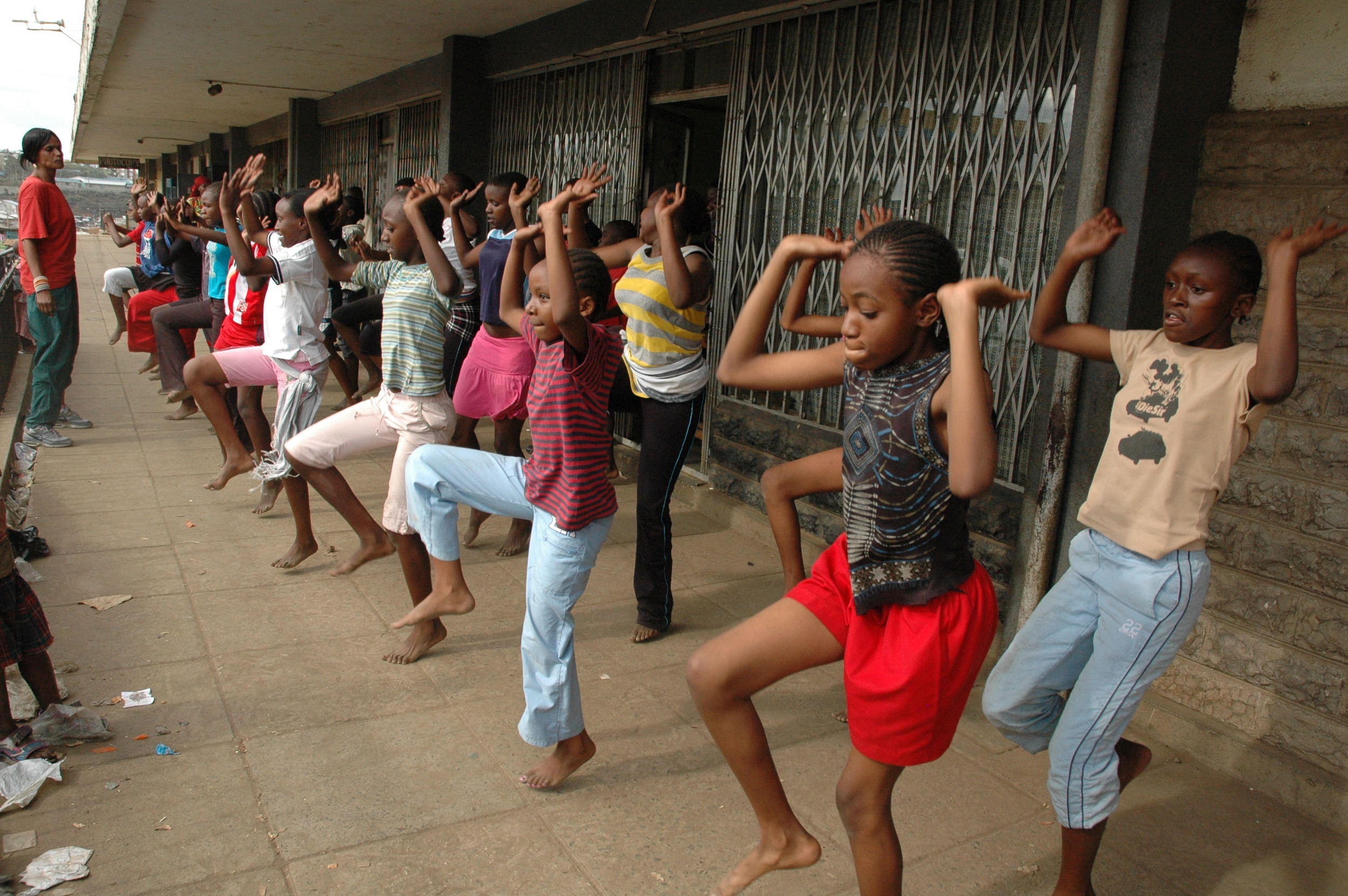 Dance - traditional - Mathare.JPG