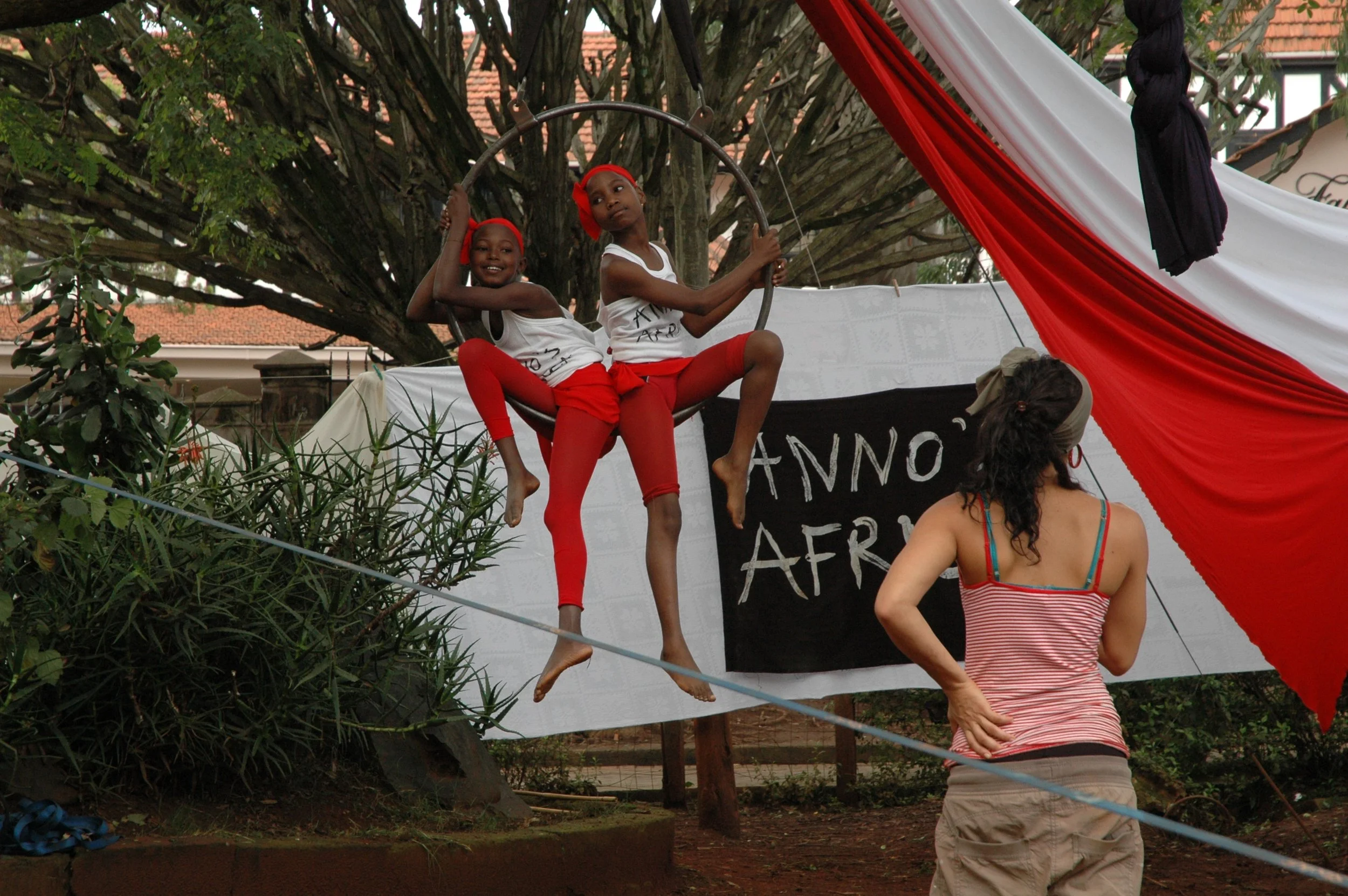 Circus  Kenya.JPG