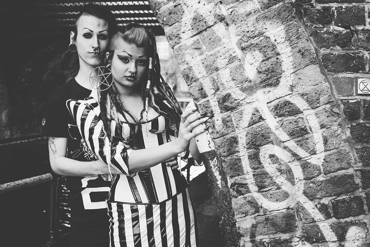 Chloe-&-Declan-12-bw.jpg