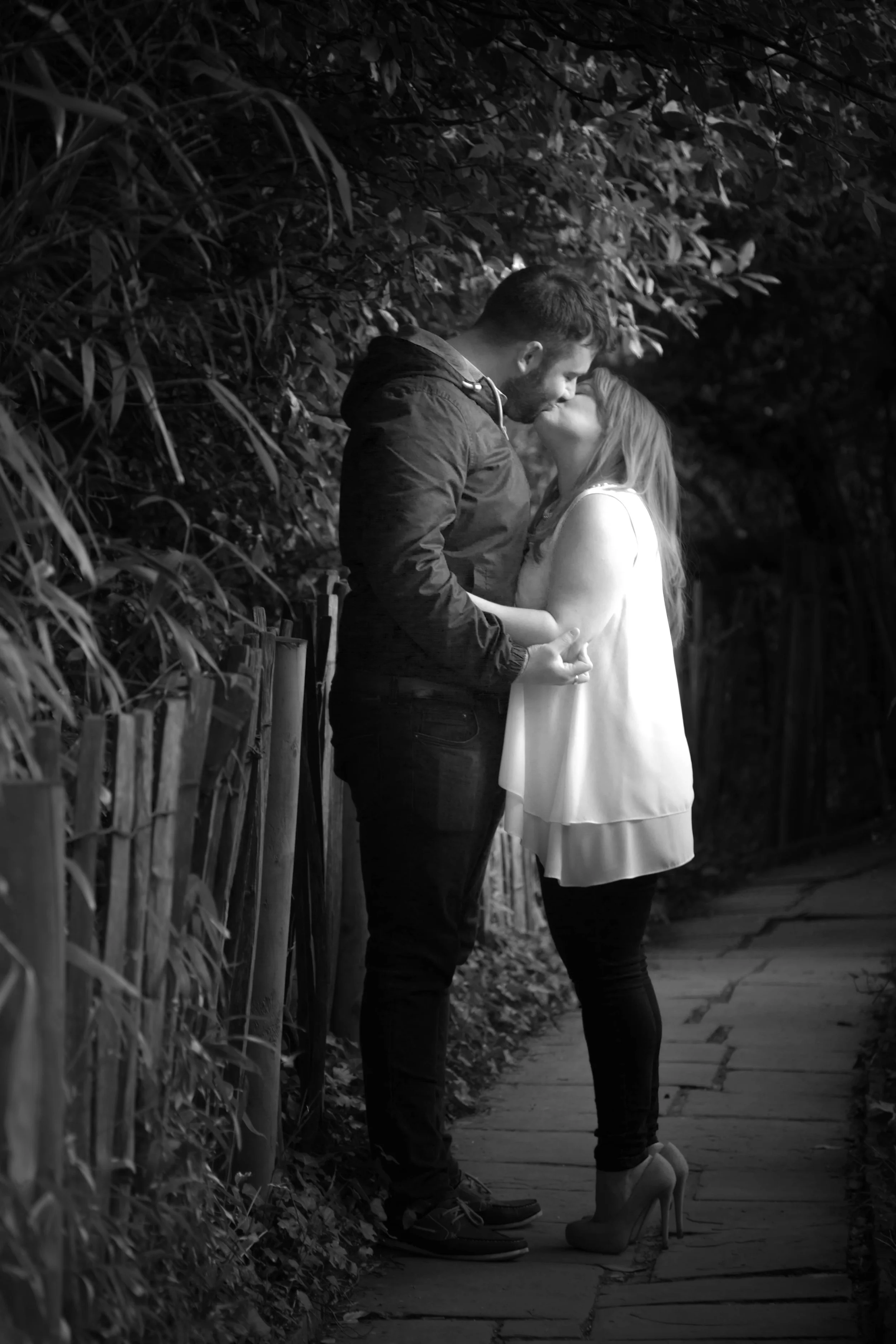 Cardiff wedding photographer Nathan Marshall shot this pre engagement shoot at Roath Park.