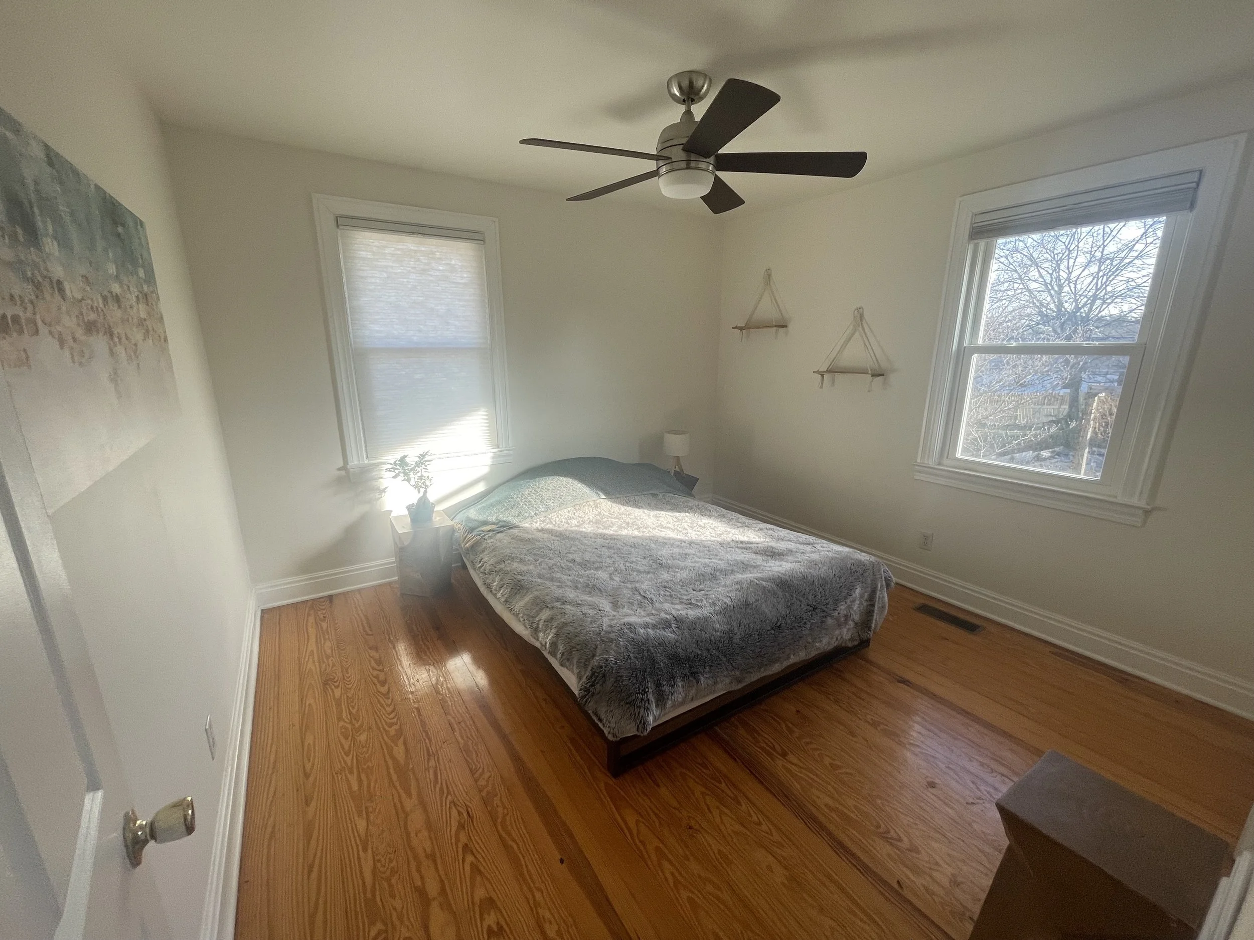 20 Guest room wide angle.jpeg