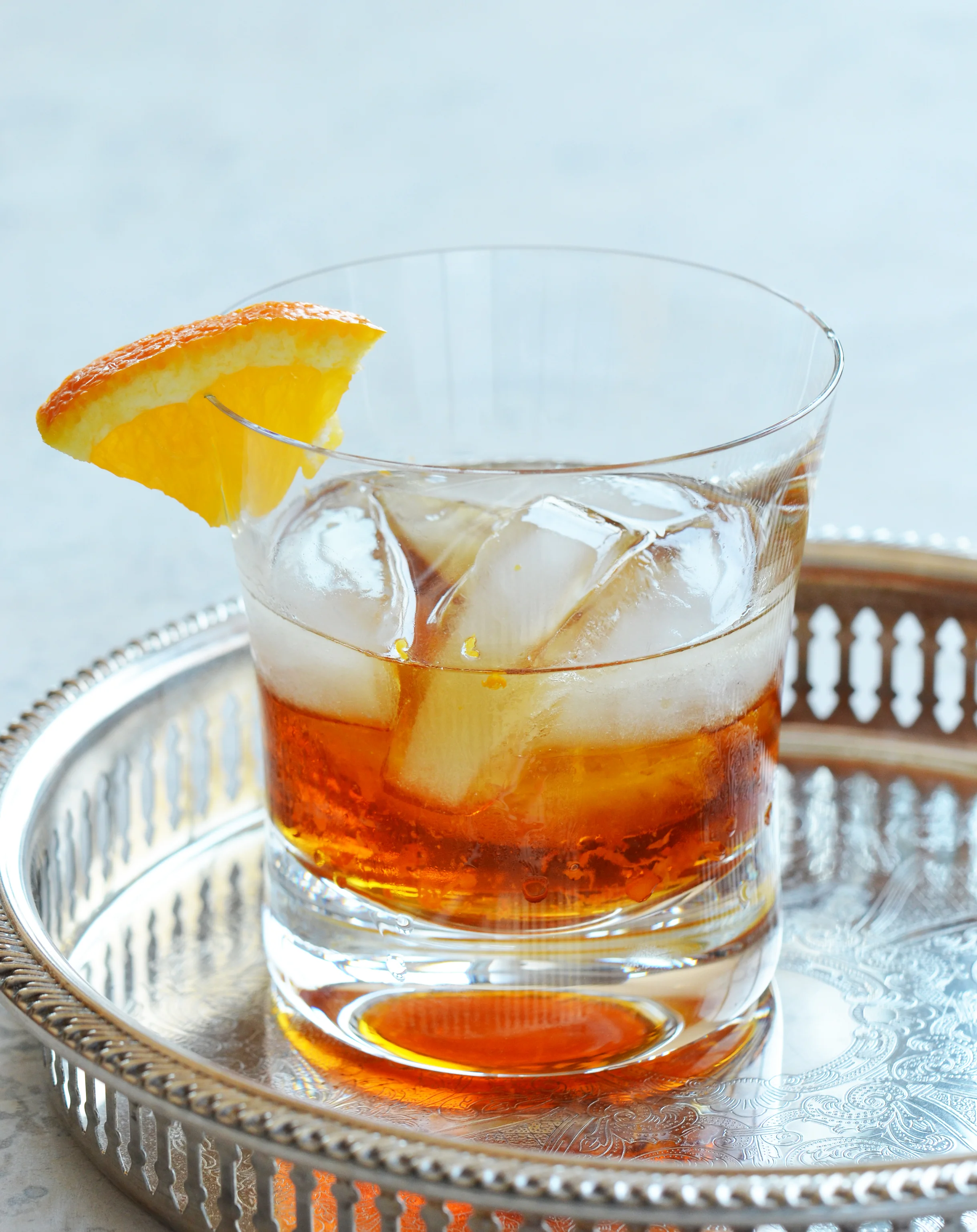 Say cheers with this Italian stallion of a drink!