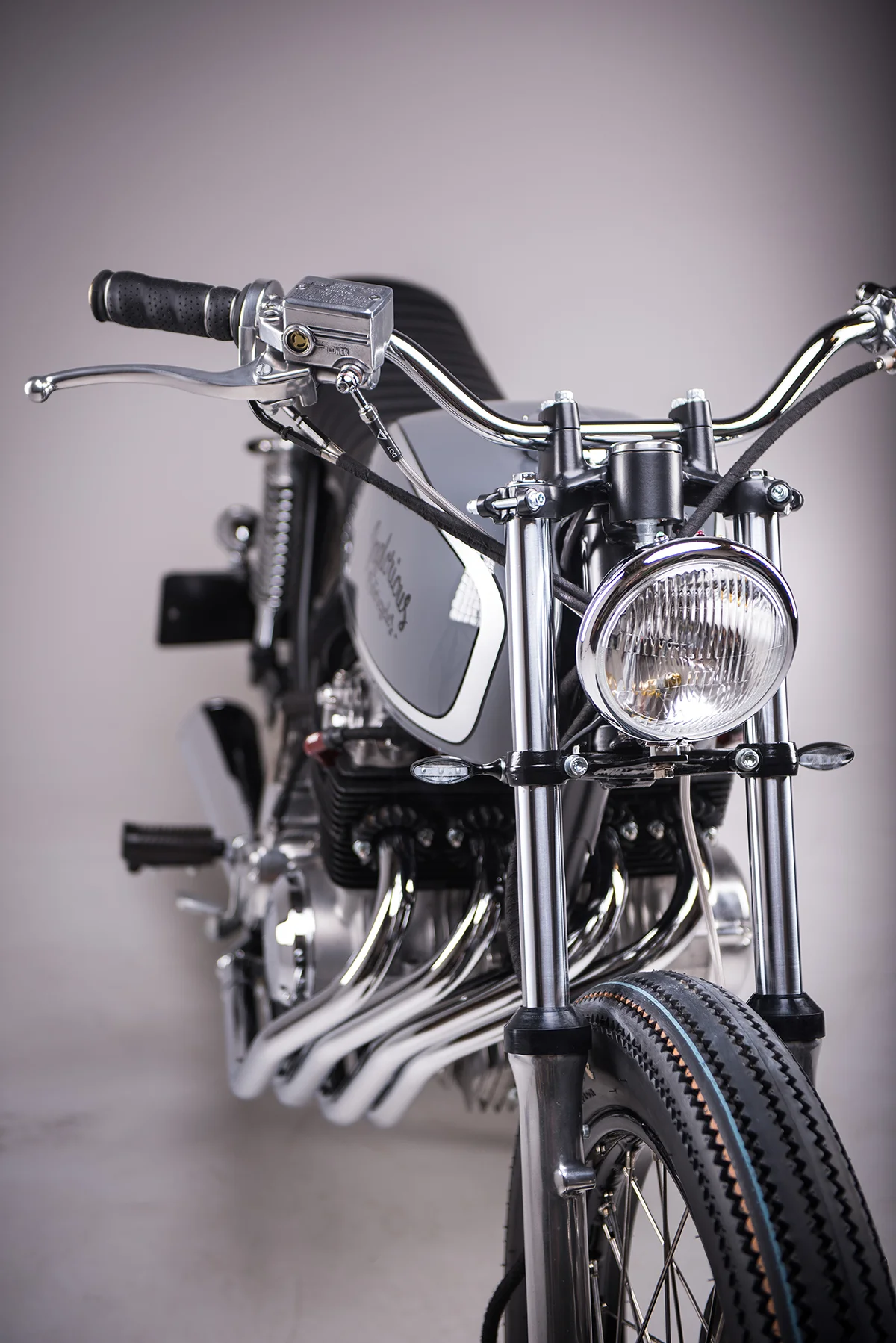 Inglorious Motorcycles 75 CB 400 - 4.jpg