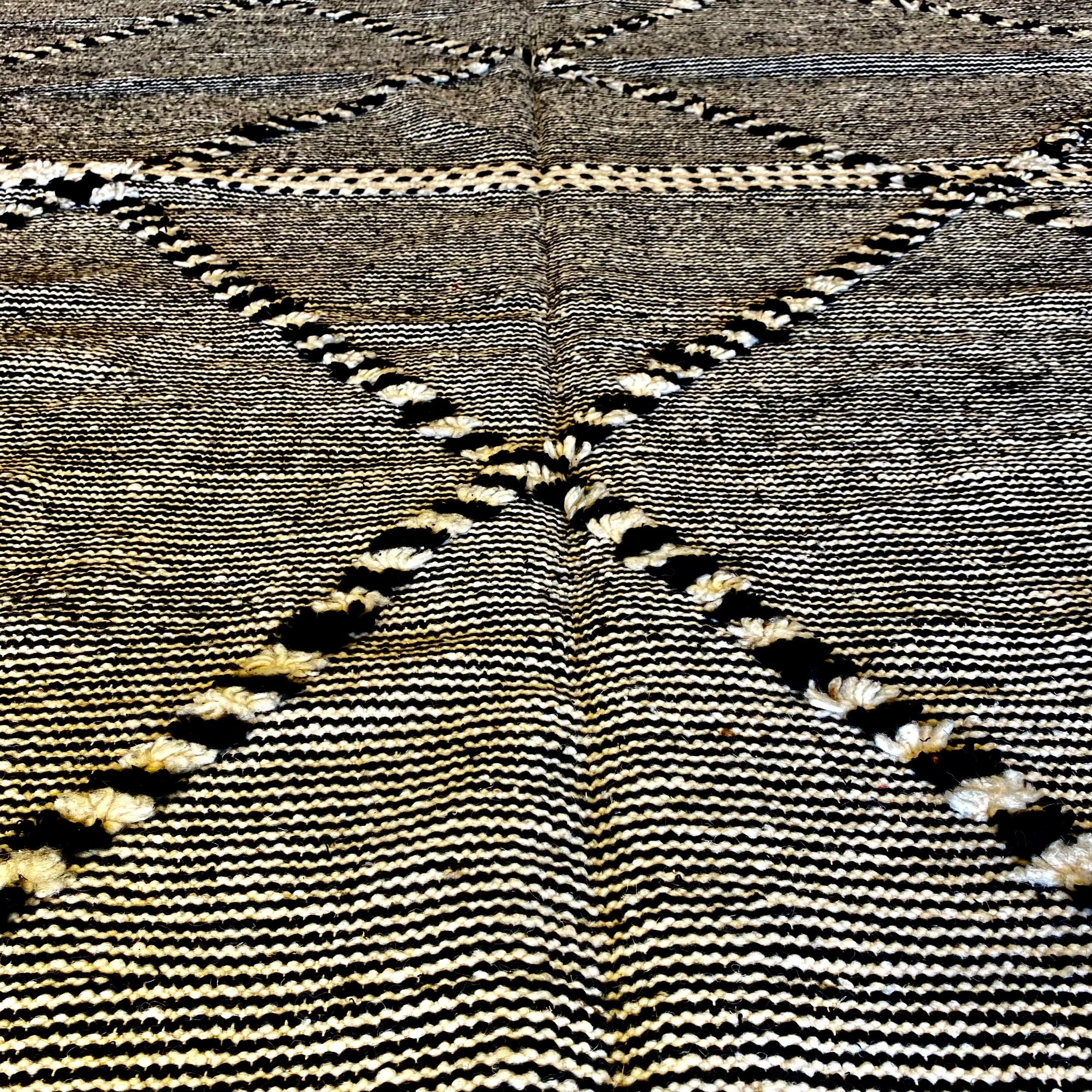 E3CDBCF7-1E32-4D68-AD4A-4B45AACC8528