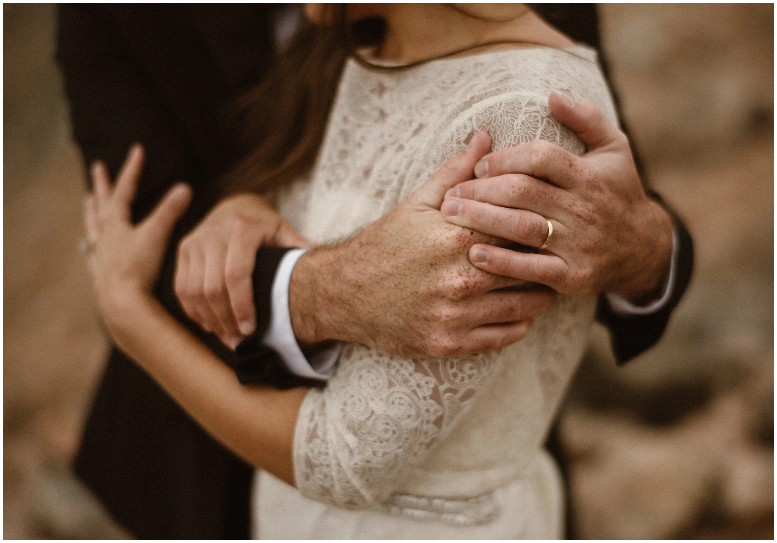 Our elopement guide is a 5 step process that will help you learn how to plan your best elopement day. Photo by Adventure Instead | Maddie Mae Photography.
