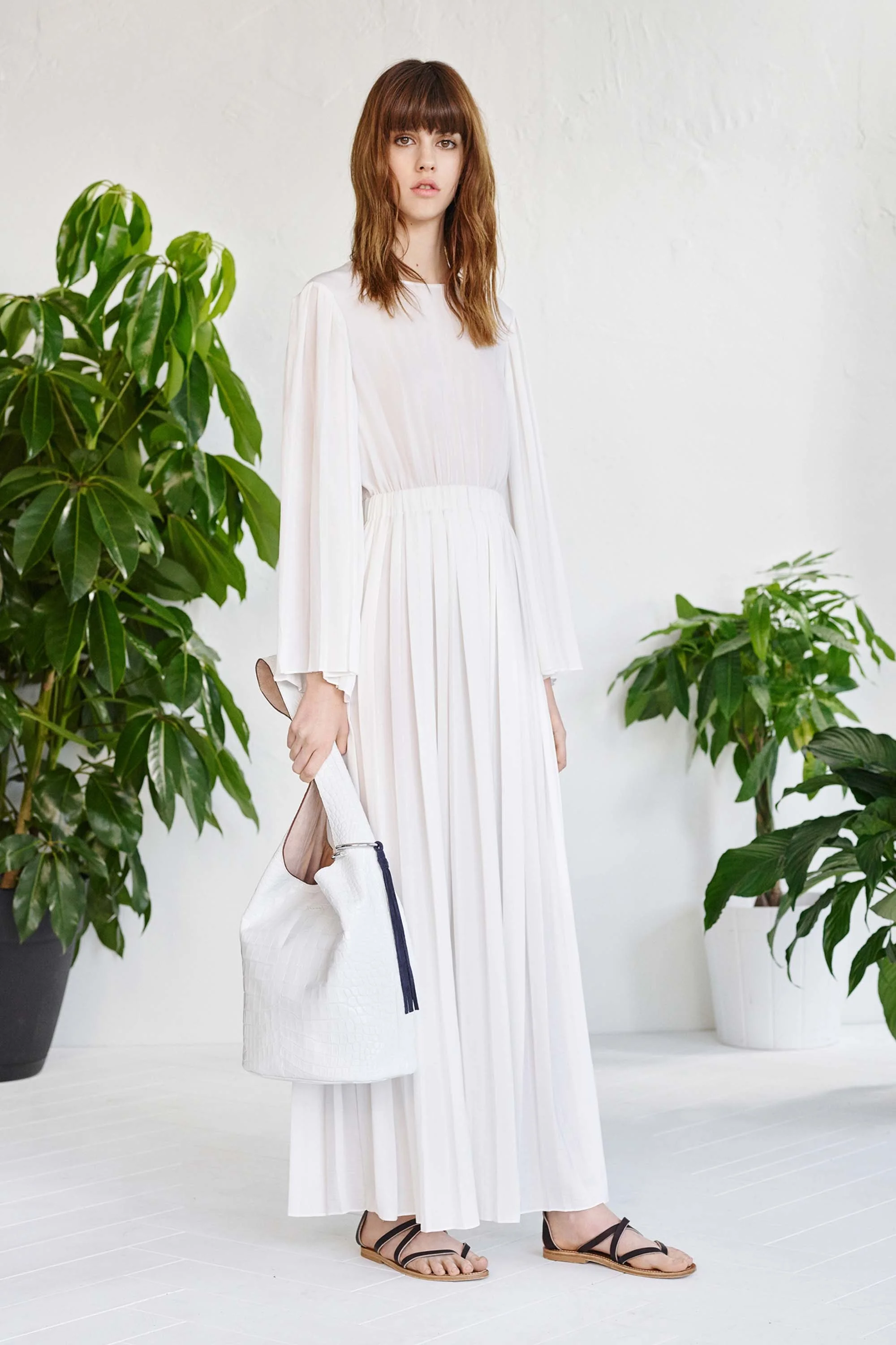 Elizabeth and James Look 29