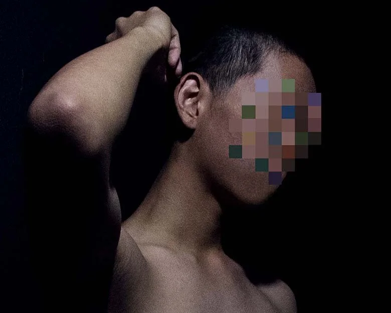 4.blank faces.jpg