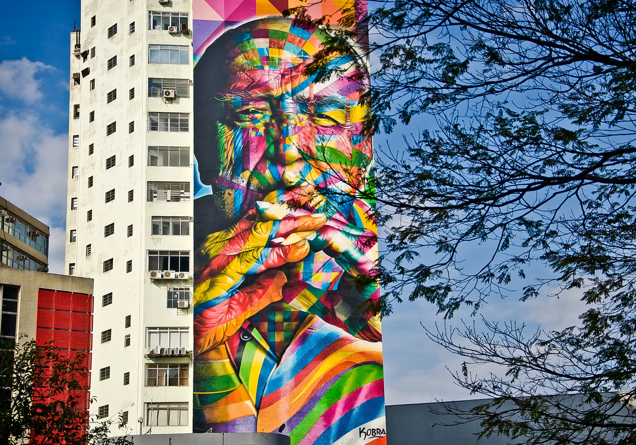   ¿Quién demonios es Eduardo Kobra?   Un recorrido buscando las obras del grafitero estrella   IR  