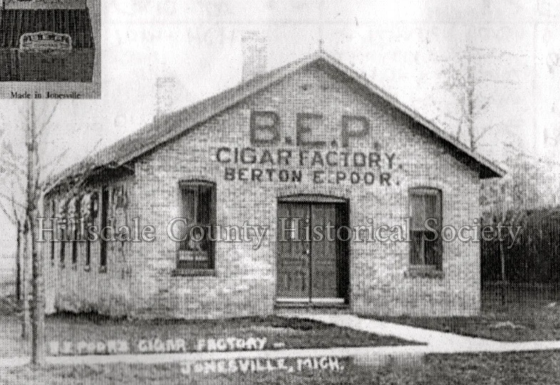 CigarBW.jpg