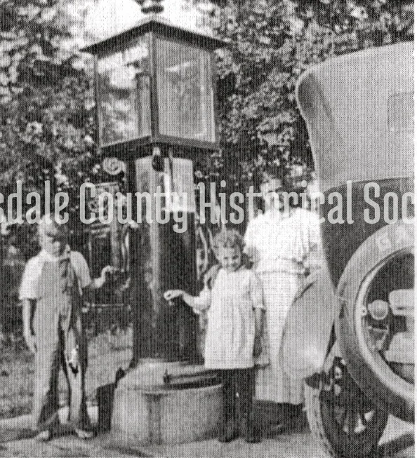  Maloney's garage in Osseo - 1926