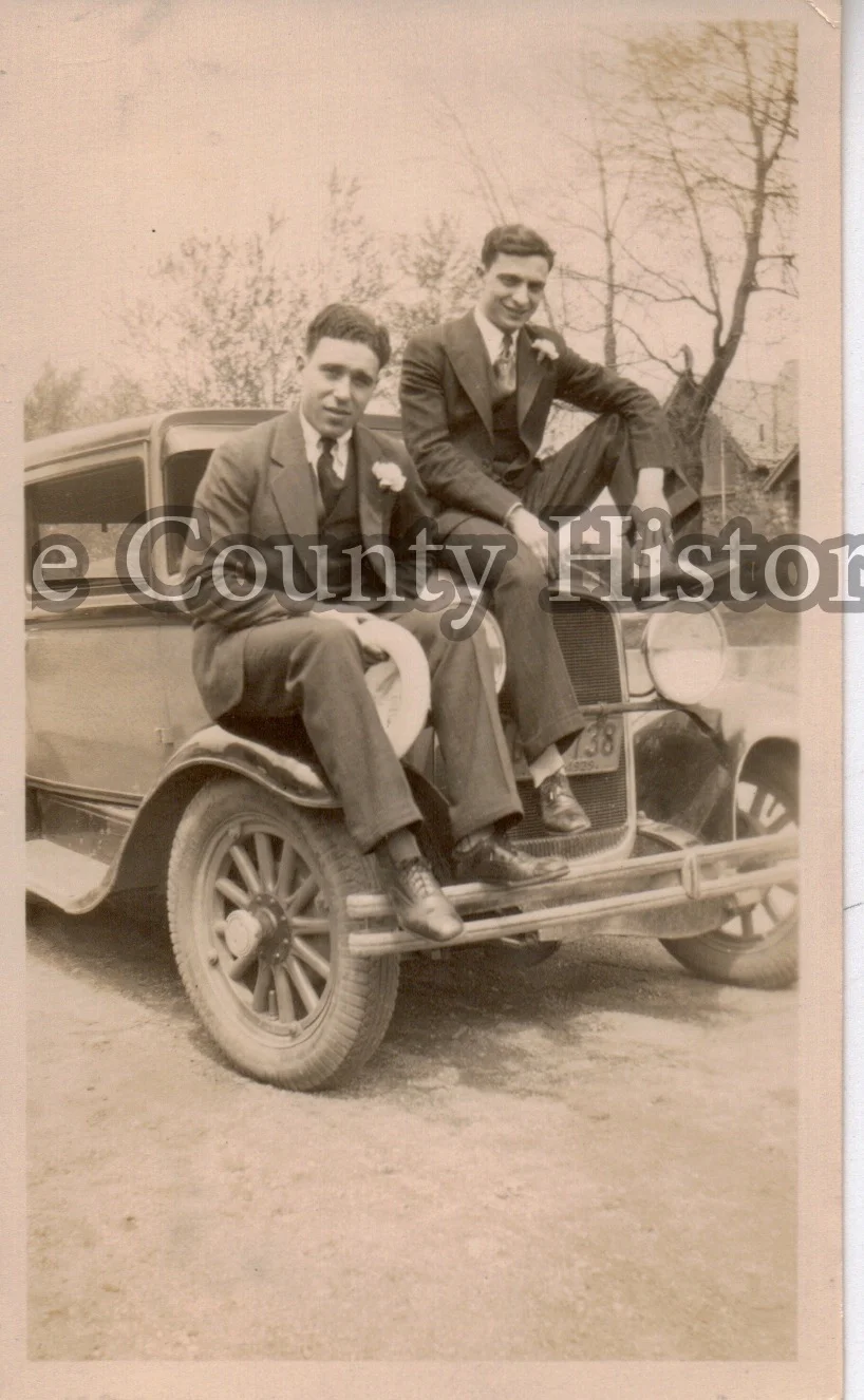  Peter Savarino with his cousin.