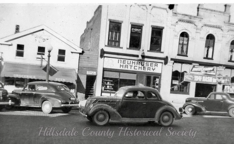 Ken fox, ging north on broad street, just north of mccollum, past binder motor sales on the corner (advertising the 1941 nash), the neuhauser hatchery and the silliven grocery, which is today a parking lot.