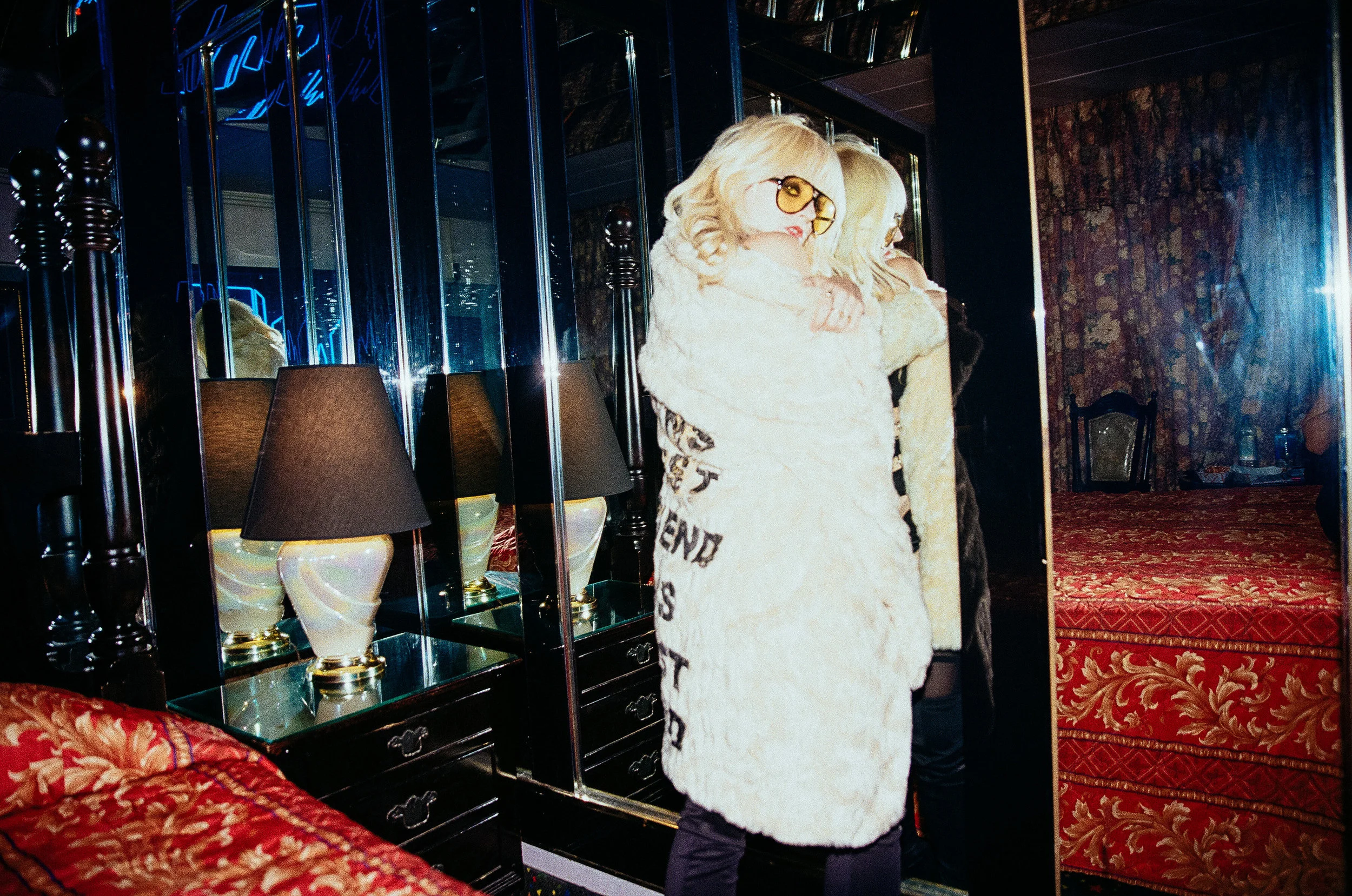 Ihateblonde_Motel_-48.jpg