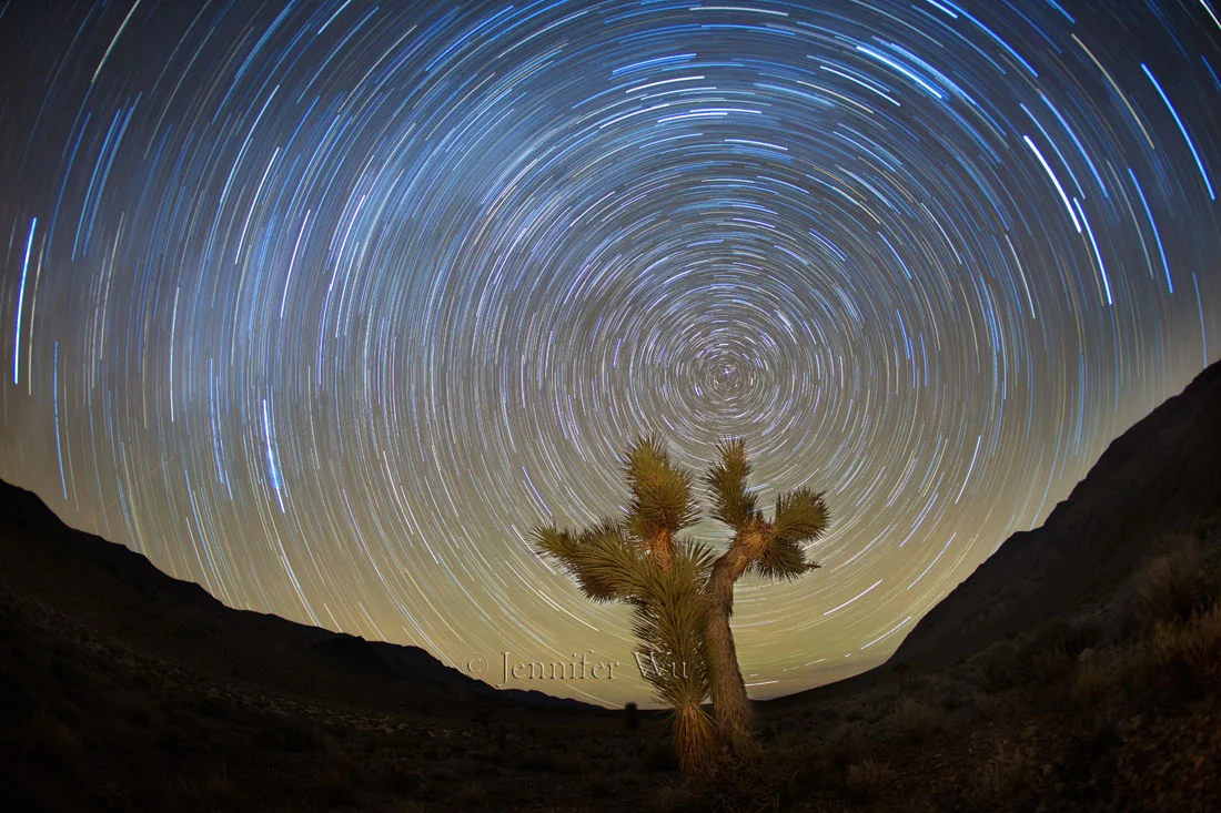 20151108_1_Death_Valley_212_StarTails_TIF_1.jpg