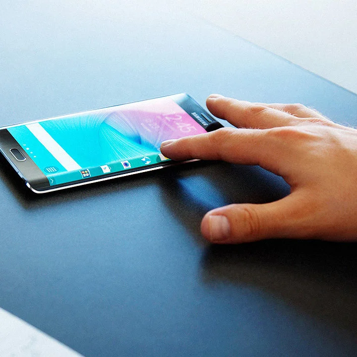 3038441-poster-p-1-samsung-galaxy-edge-review-neither-pointless-gimmick-nor-breakthrough.jpg