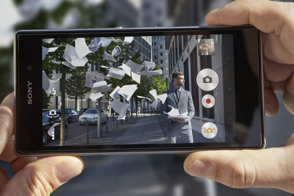 031-SONY-Mobile_XPERIA_002.jpg