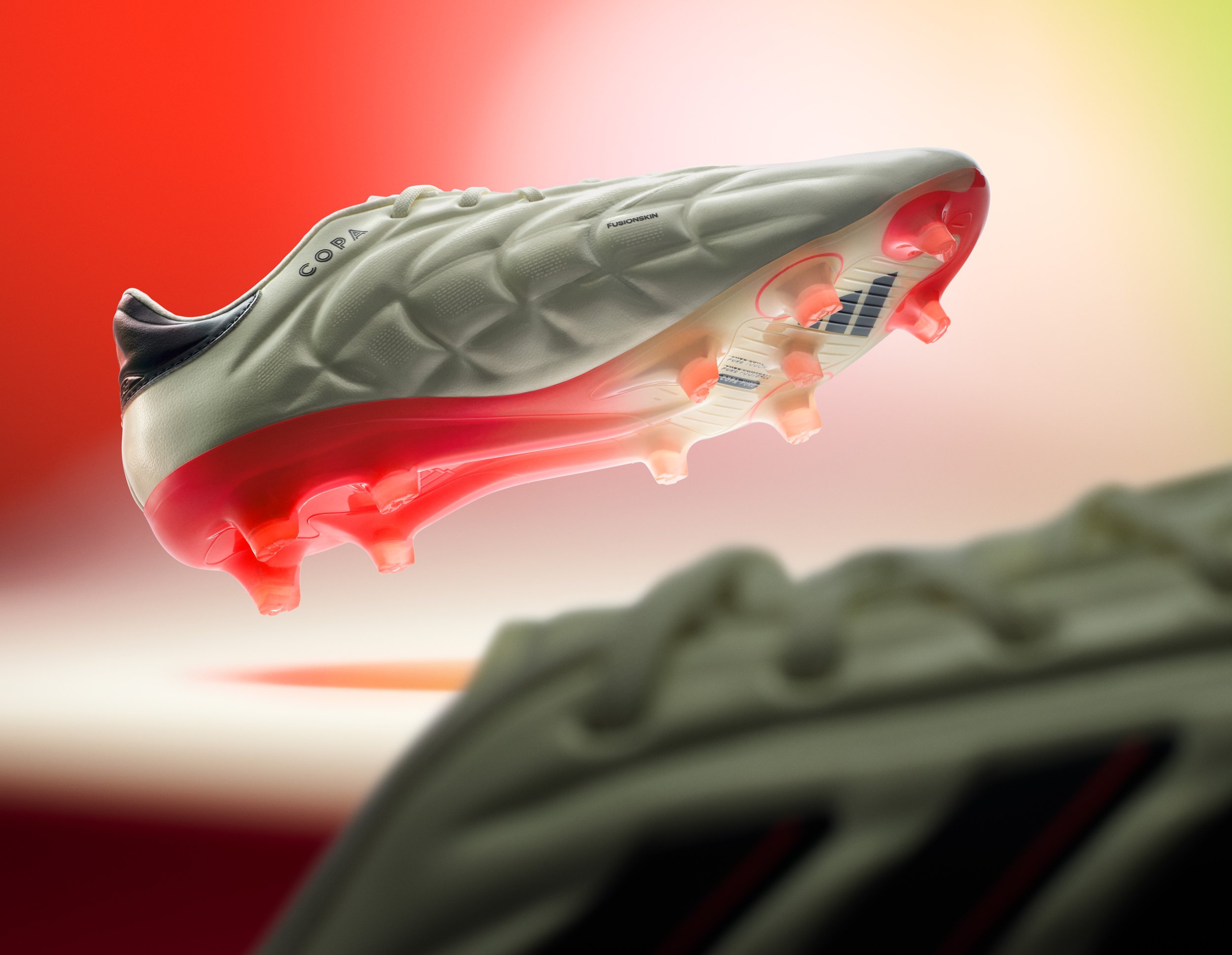 39_COPA_MP1_ELITE_Angle1_KVFINAL_Crop.jpg