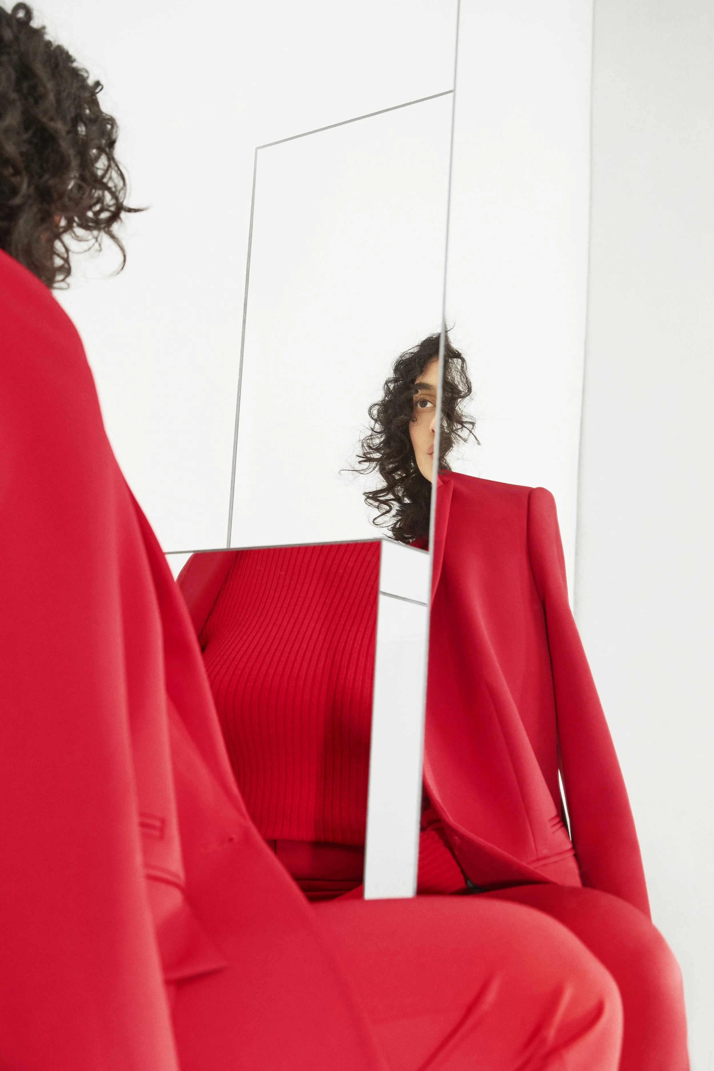 LOOKBOOK_AW23_MIRROR_LOOK_03_094_final.jpg