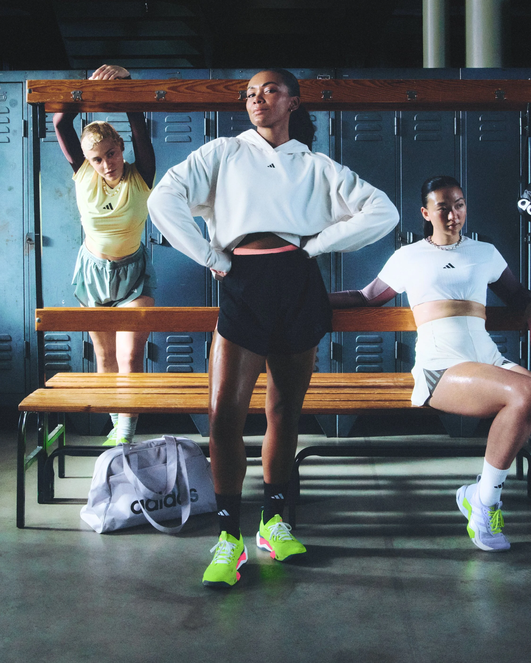 H24278_Training_SS25_RapidmoveAdv2_global_SocialCrops-Female_OffFoot03_4x5.jpg