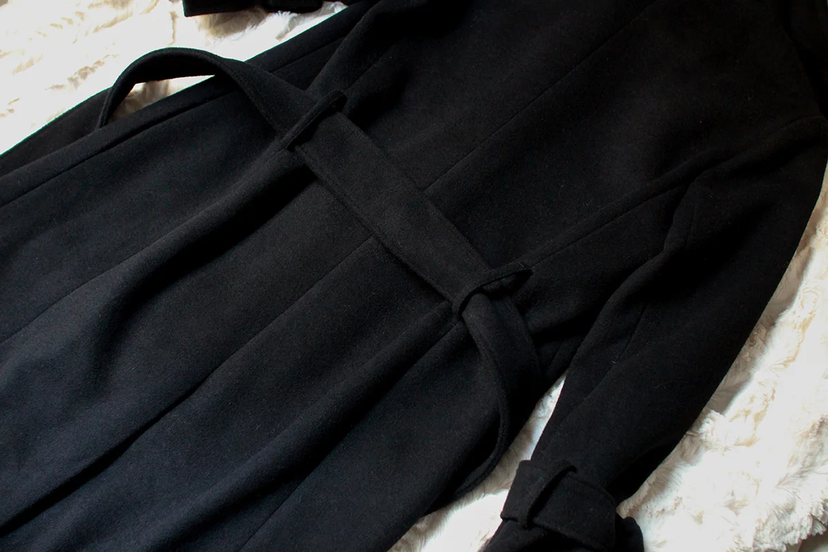 black 10.jpg