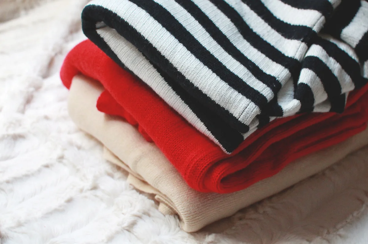 sweater 1.jpg
