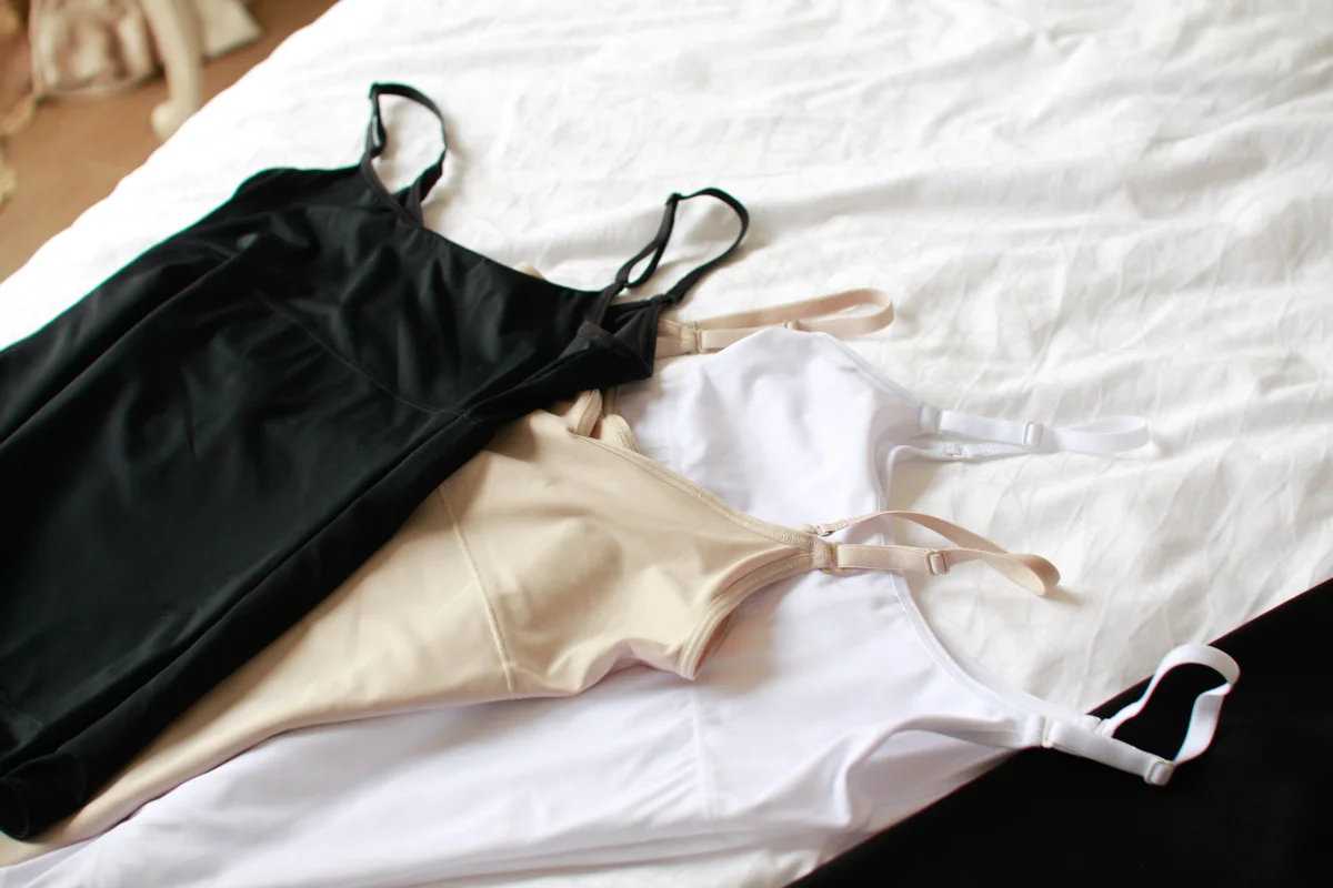Three colors: Black, Nude, White