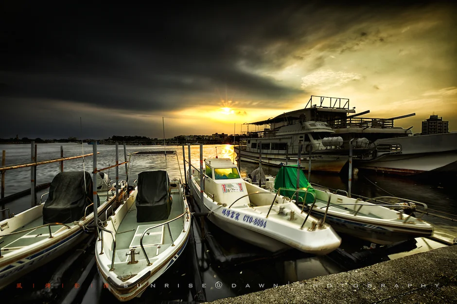 Before-Storm-風雨前夕.jpg