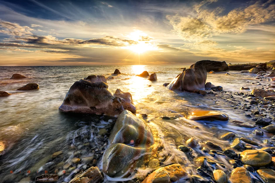 Peninsula-under-the-Sun-陽光半島.jpg