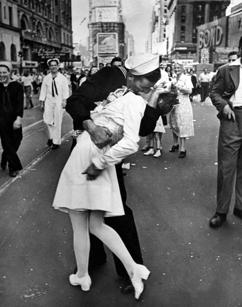 life-kisses-09-806x1024.jpg