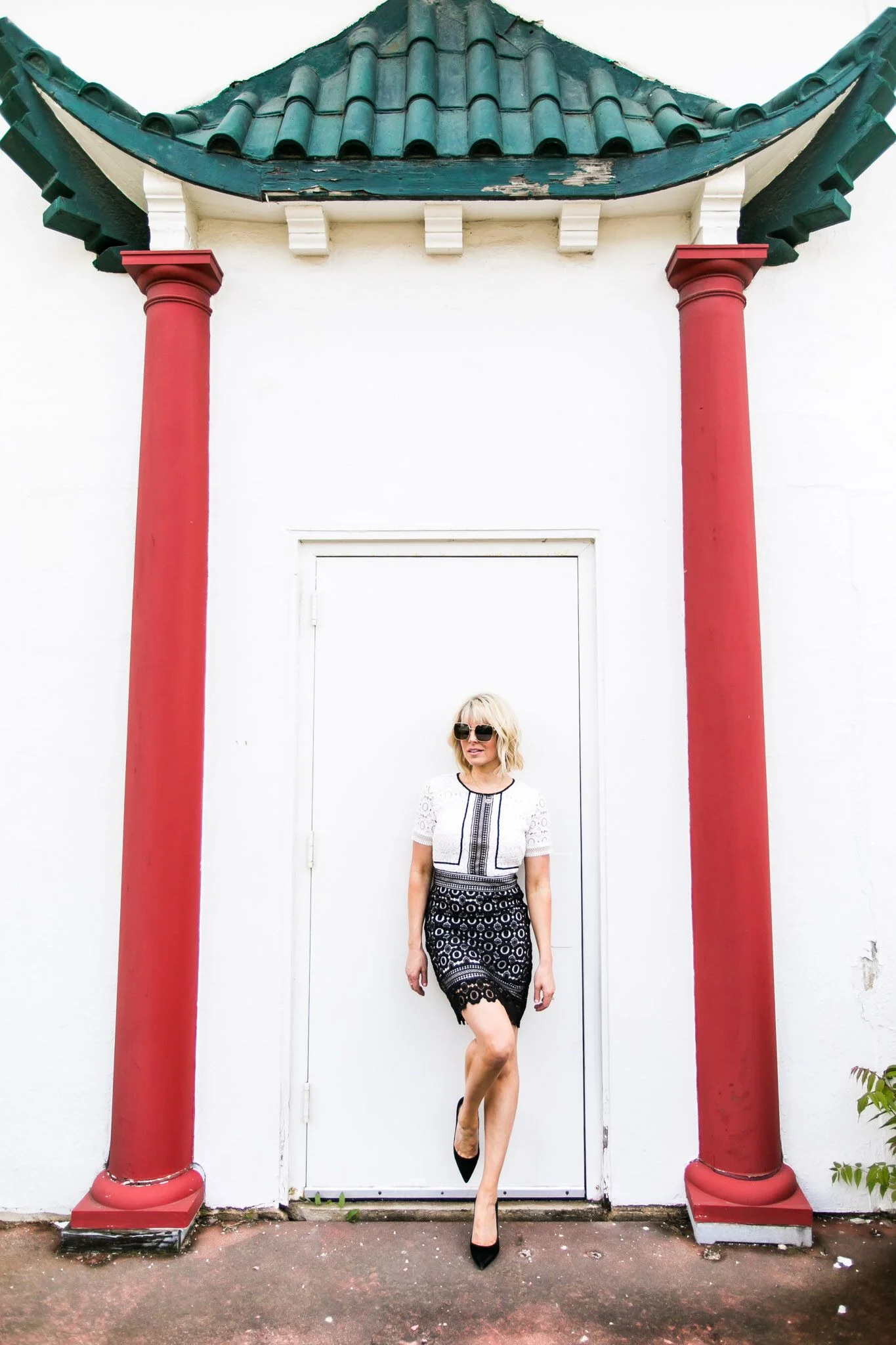 Intricate life and intricate dress. 