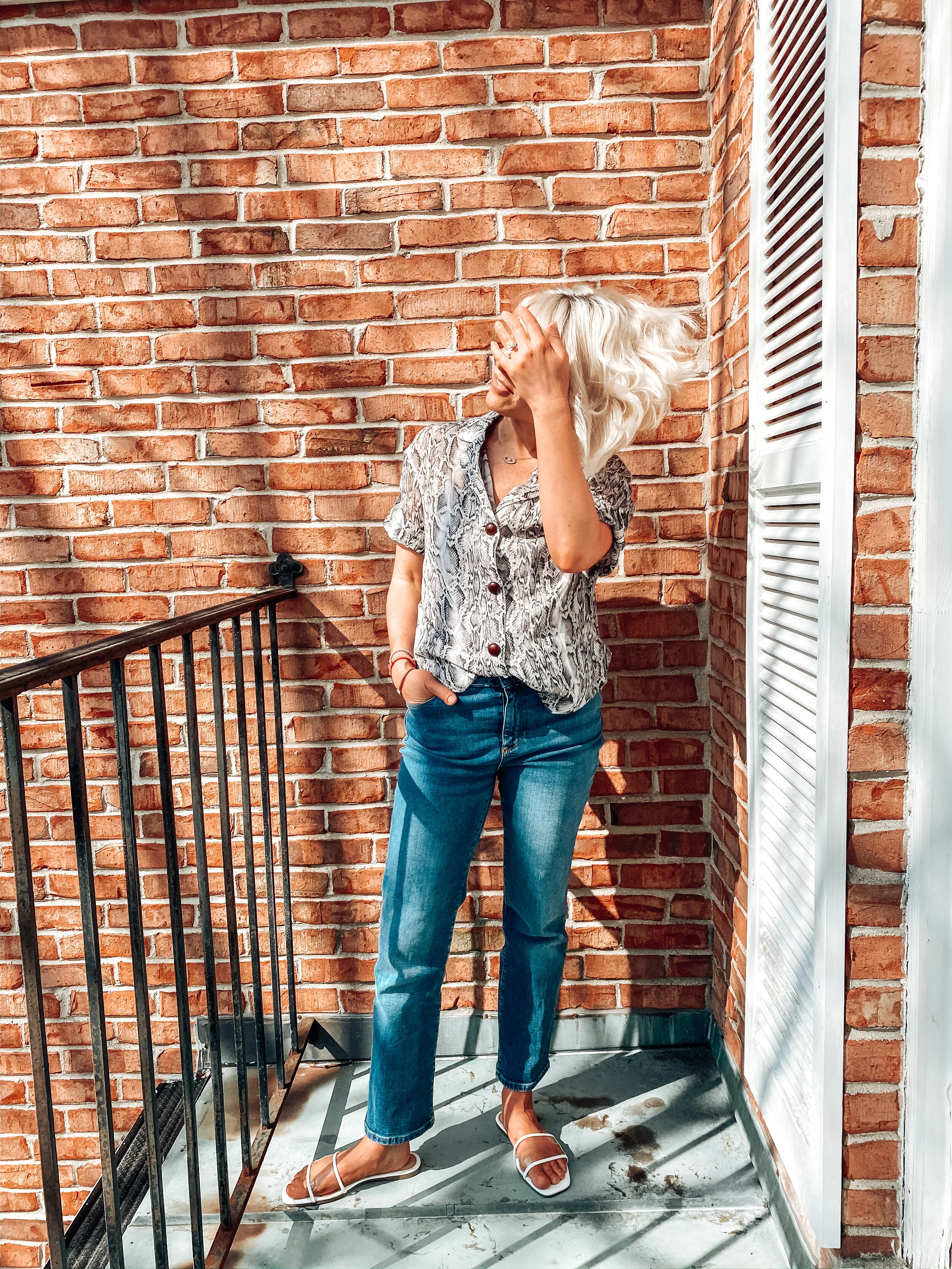 A game of rose vs. thorn. 