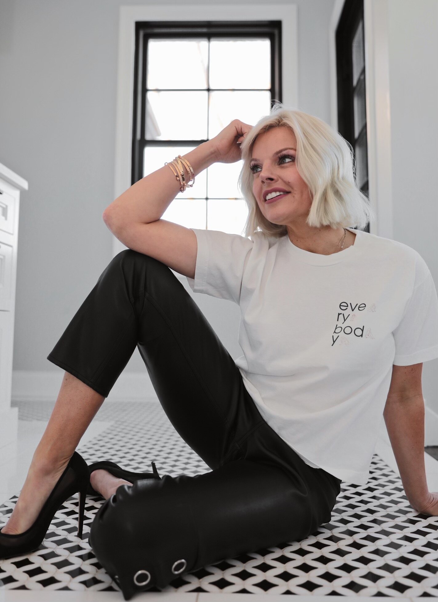 EVE*RY*BOD*Y WOMEN'S RELAXED BODY POSITIVI-TEE