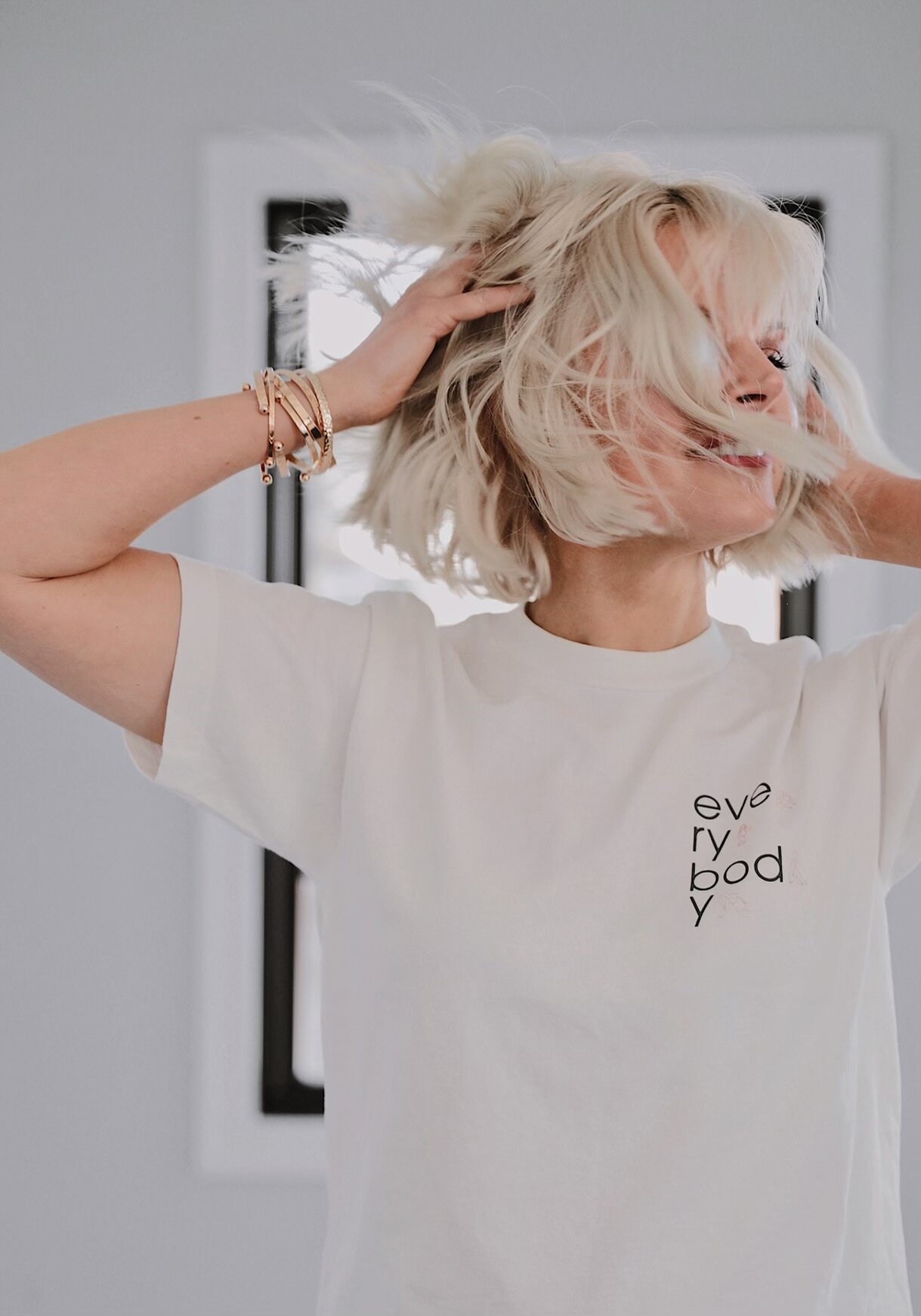 EVE*RY*BOD*Y WOMEN'S RELAXED BODY POSITIVI-TEE