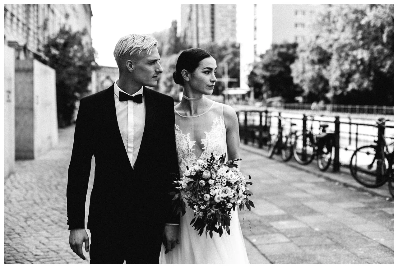 hochzeitsfotograf-berlin-natürliche-brautpaarfotos-hochzeitsfotografie_22