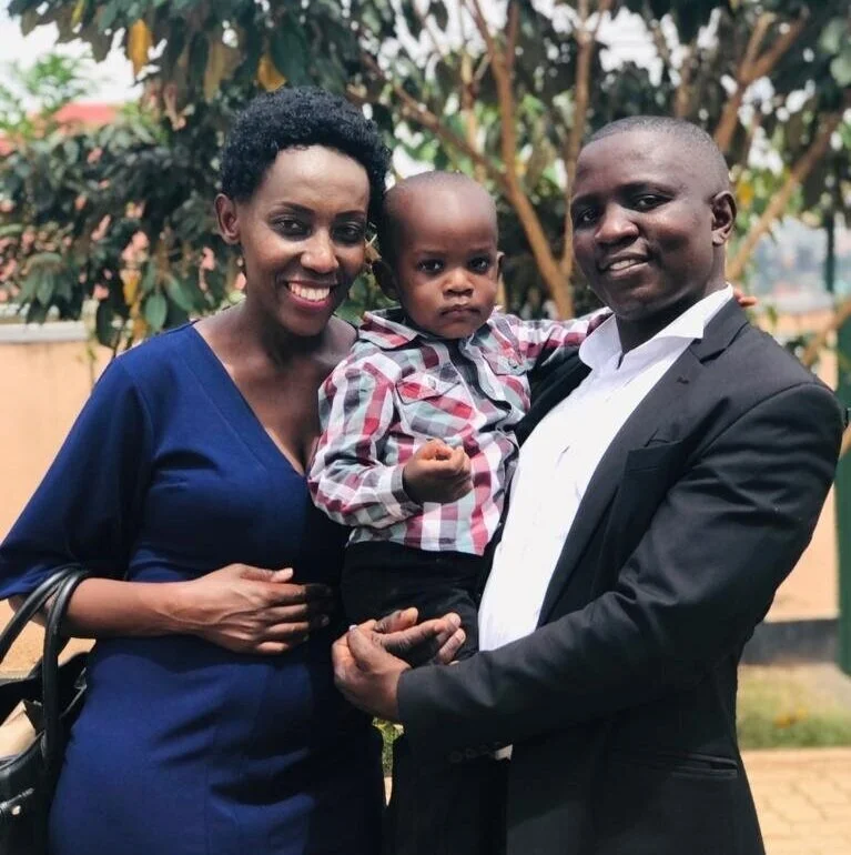 Daaki Edson: Program Manager At Sunrise we are able to help transform a rural community through little acts of kindness in education and healthcare. I am passionate about agricultural and community led approaches for self-sustainability.