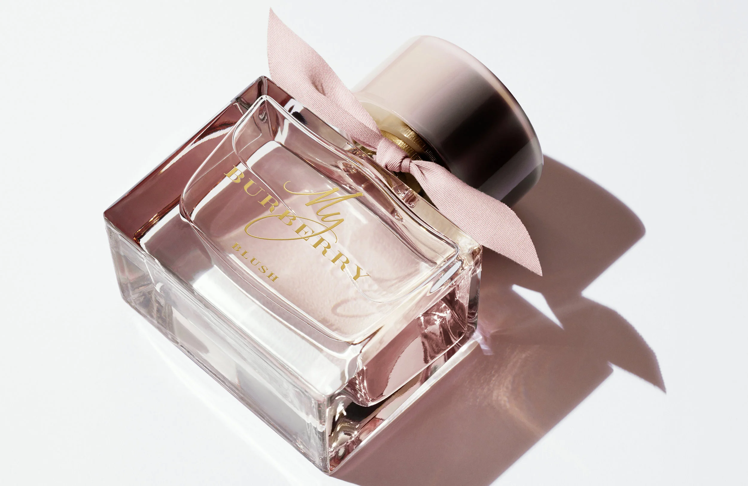 2017_BLUSH_FRAGRANCE_SUPPORTING_STILLS_AMBIENT_BOTTLE_RGB_CROPPED_03.jpg