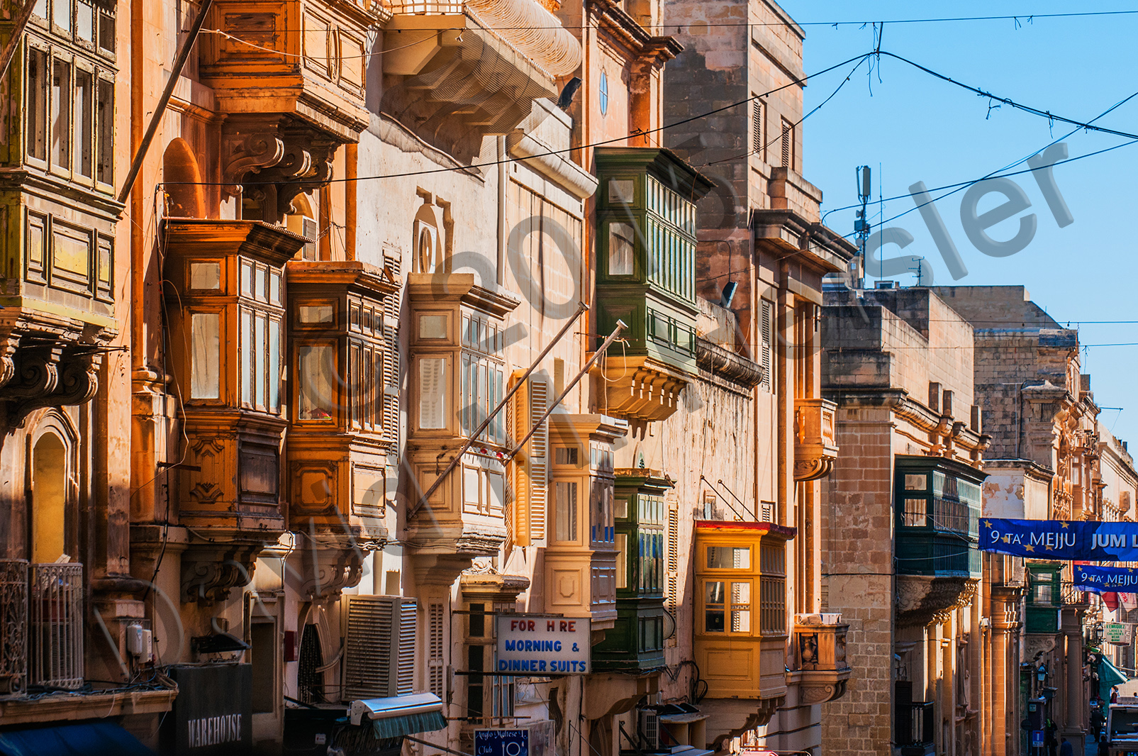 Valletta balconies 1