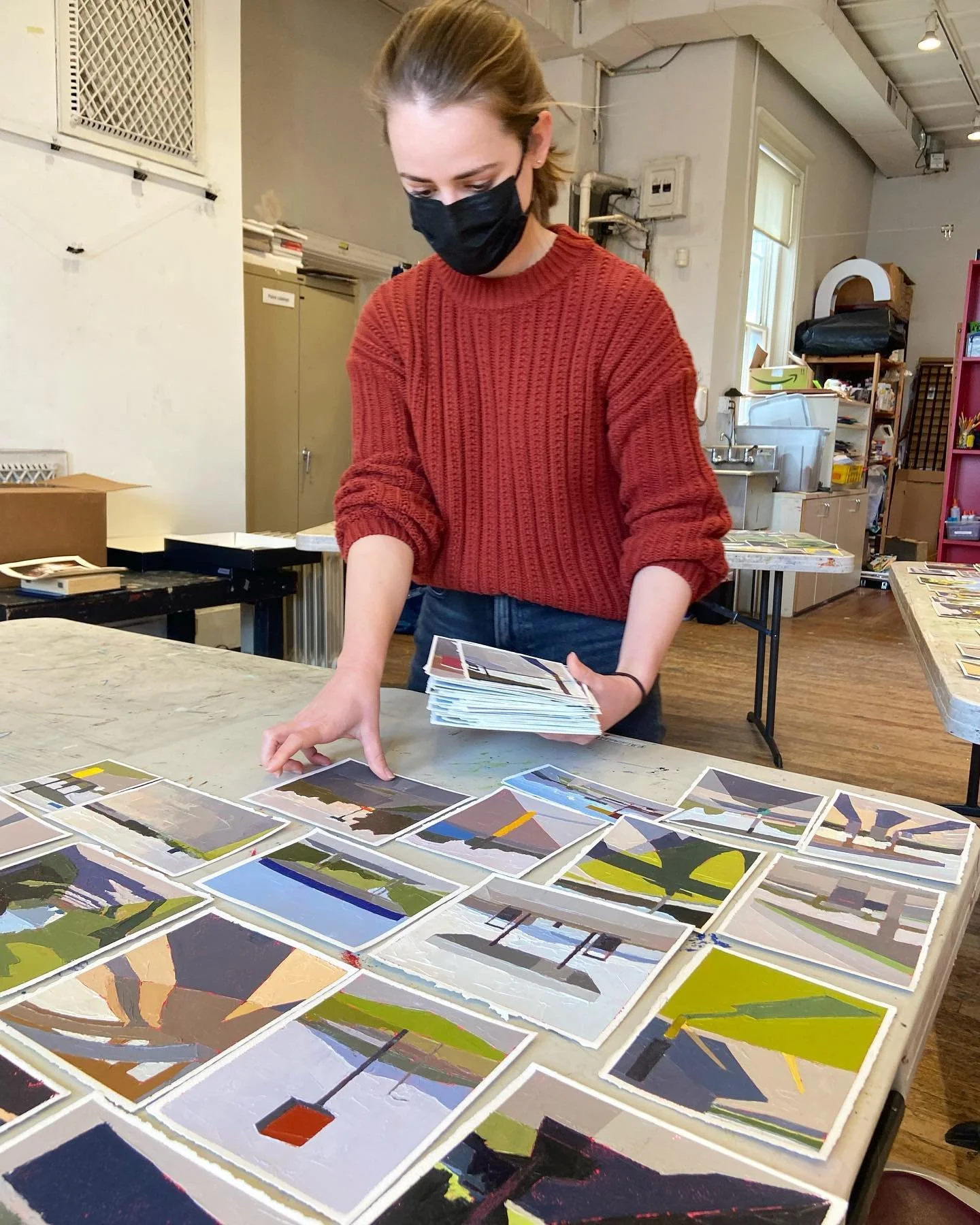 Excited to be curating an exhibition with the CHAW @residentscollective, Opening in May. Getting all the studio visits under my belt and it was such a pleasure to discuss the @the50statesproject_  with @kateflemingpaintings and @tom_woodruff_photogra