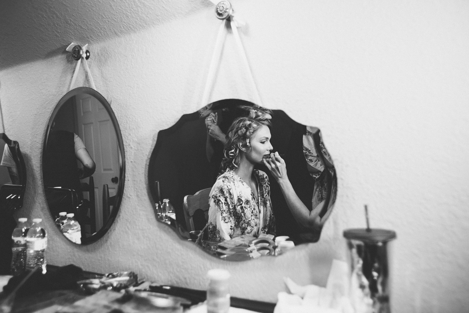 Bride in mirror Vista West Ranch | Lisa Woods Photography