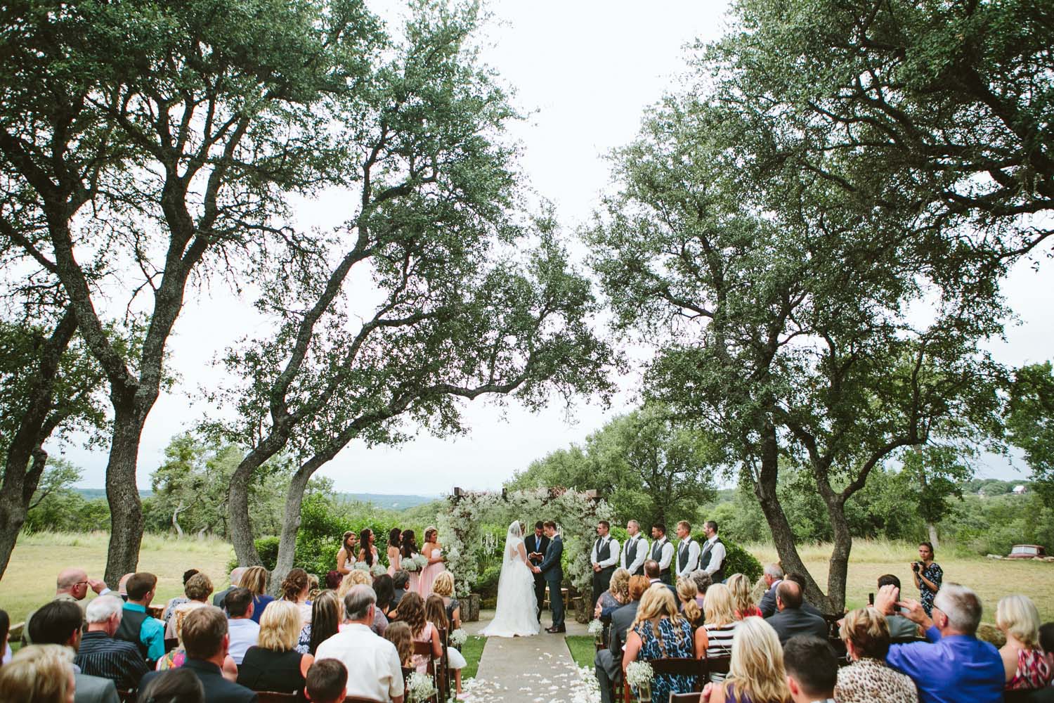 Outdoor wedding at Vista West Ranch  | Lisa Woods Photography